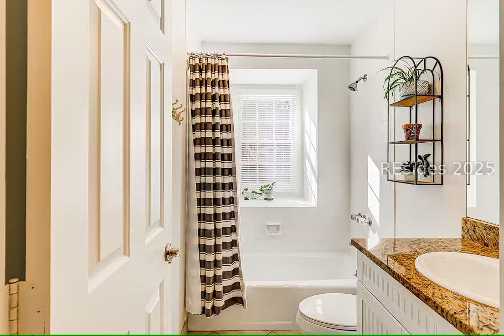 70 Shipyard Drive Unit: 172