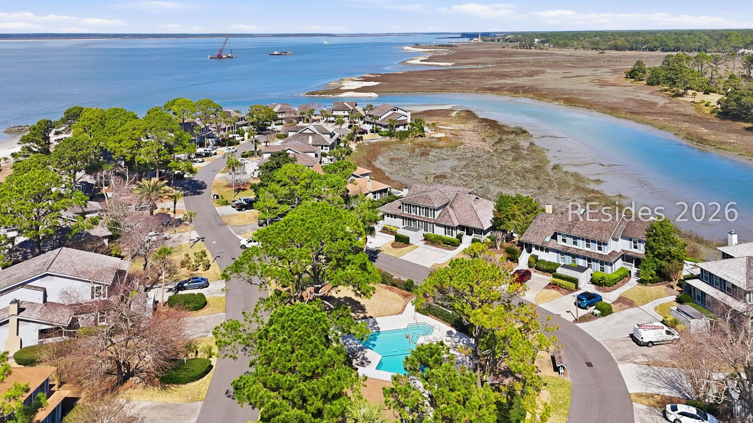 24 Lands End Court