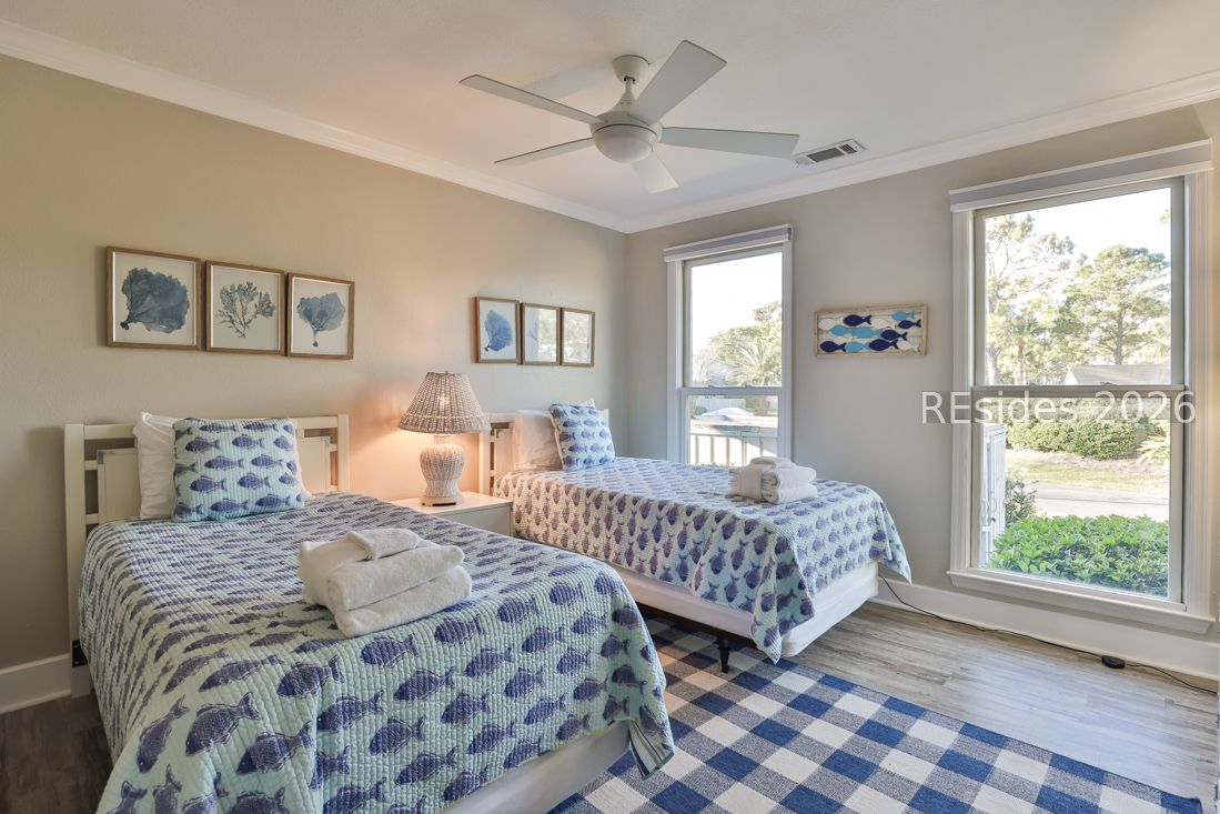 24 Lands End Court