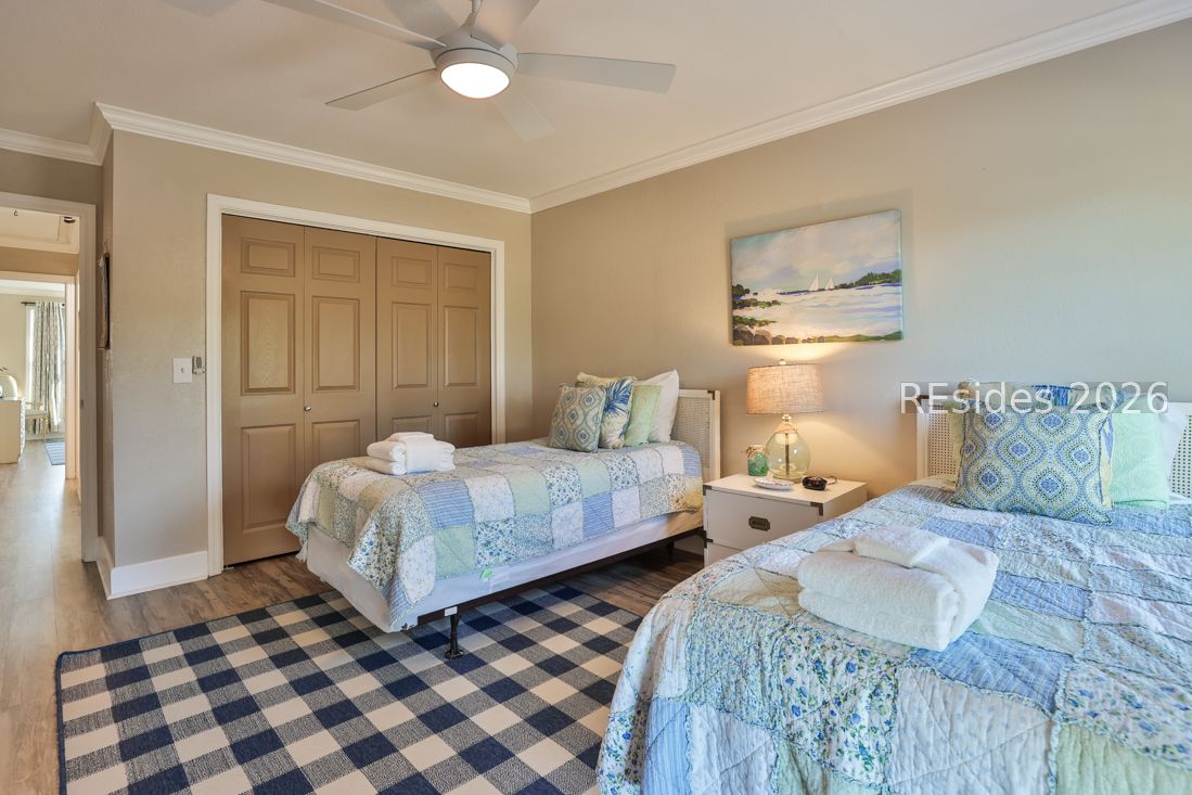 24 Lands End Court