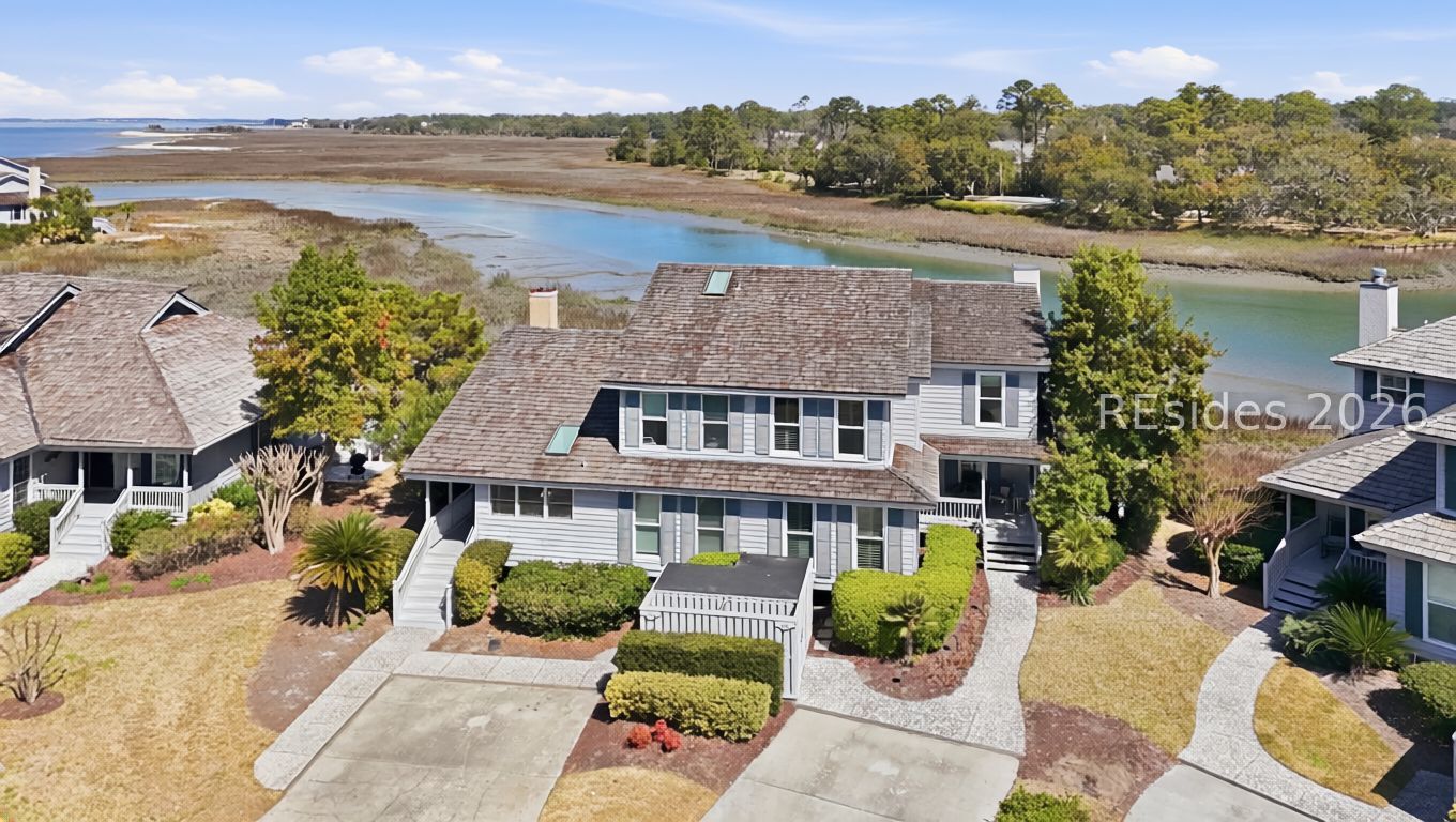 24 Lands End Court