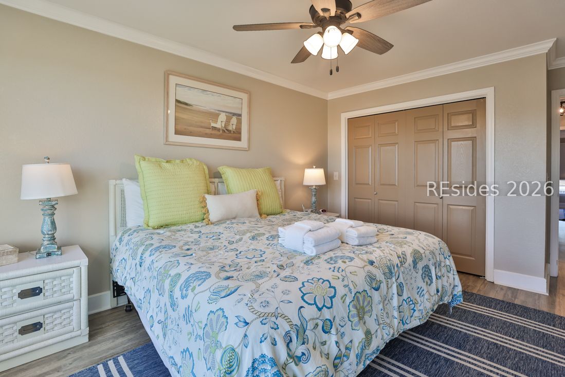24 Lands End Court