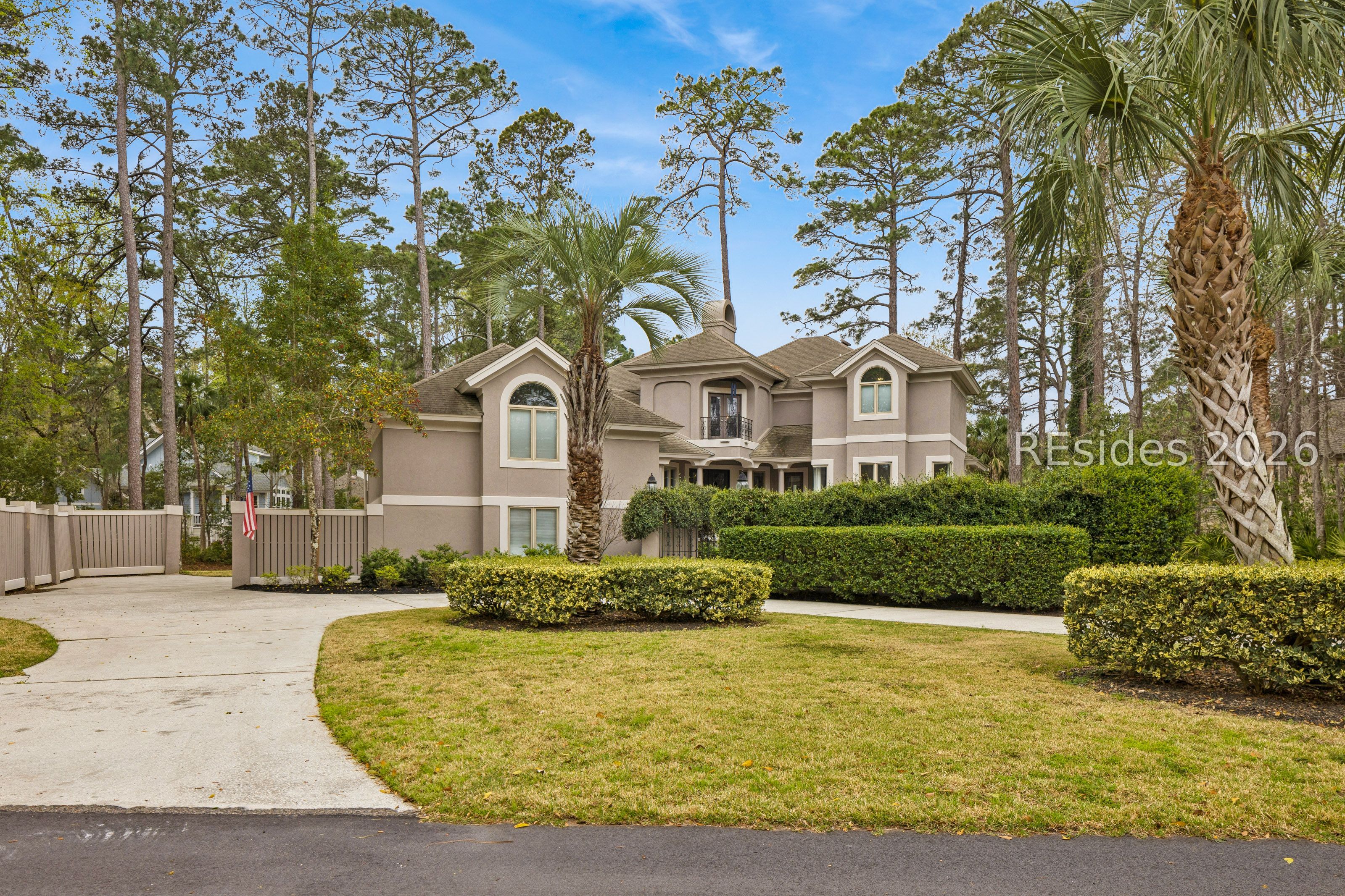 8 Long Brow Road