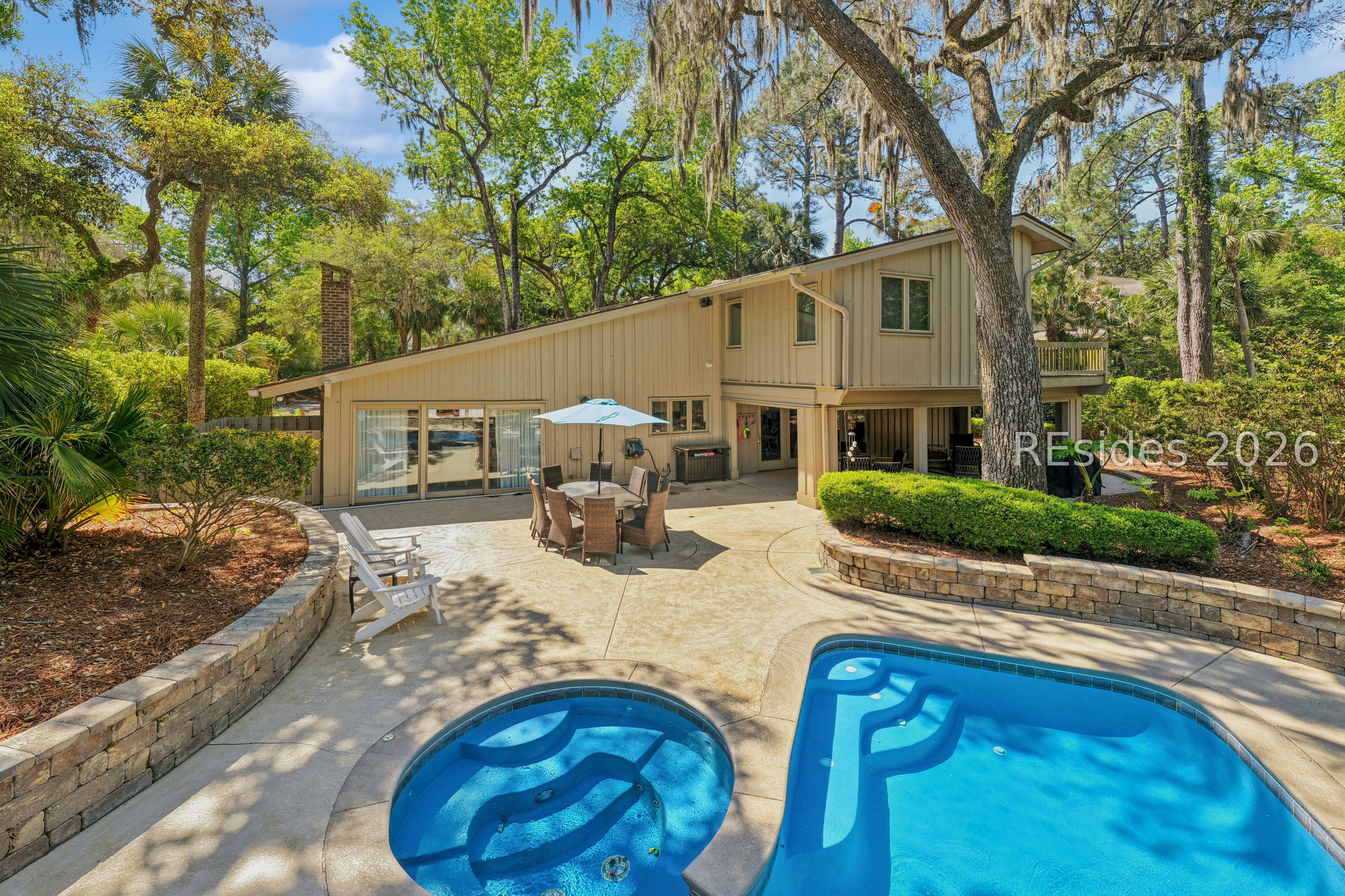 12 Sandhill Crane Road