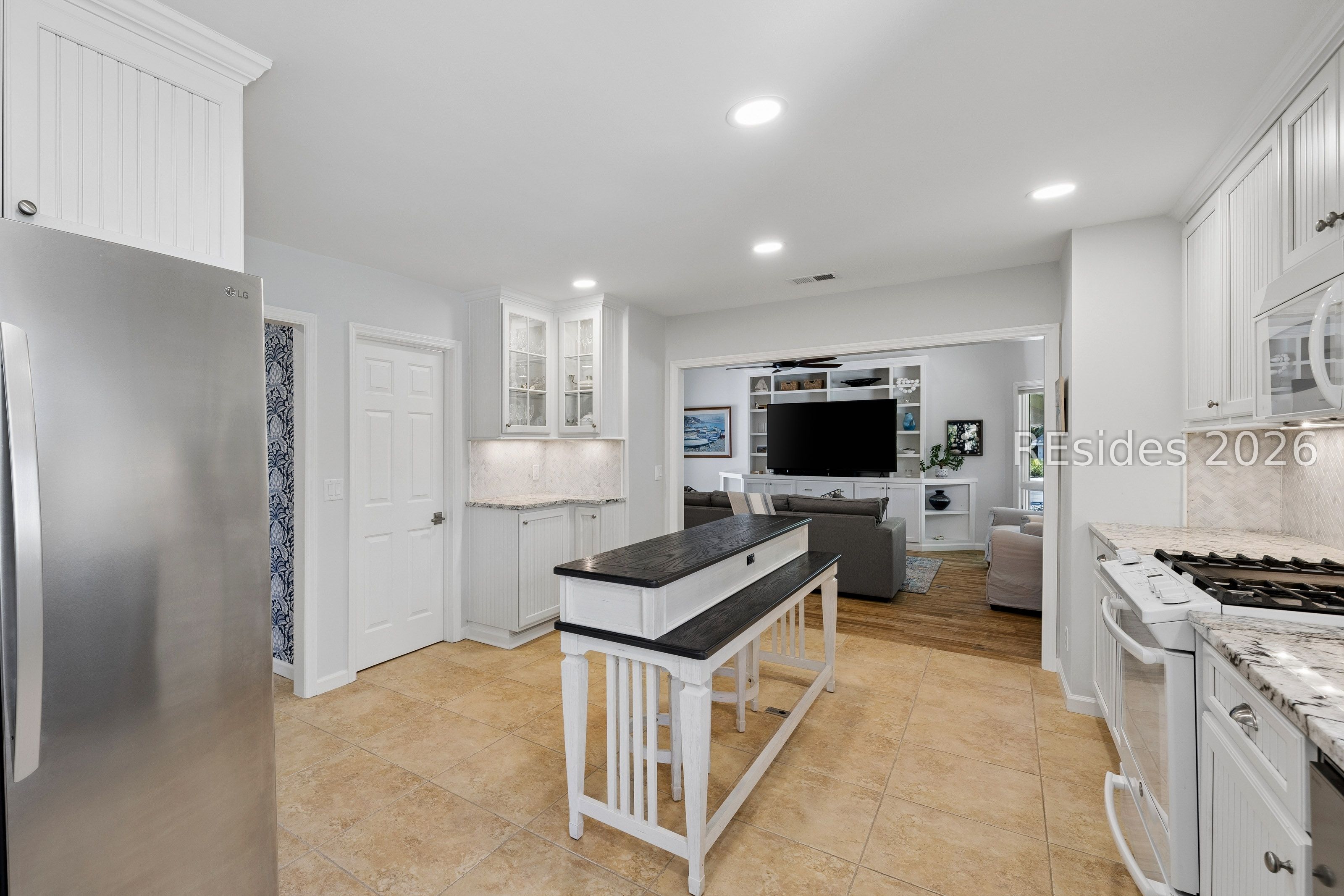 50 Oyster Landing Lane