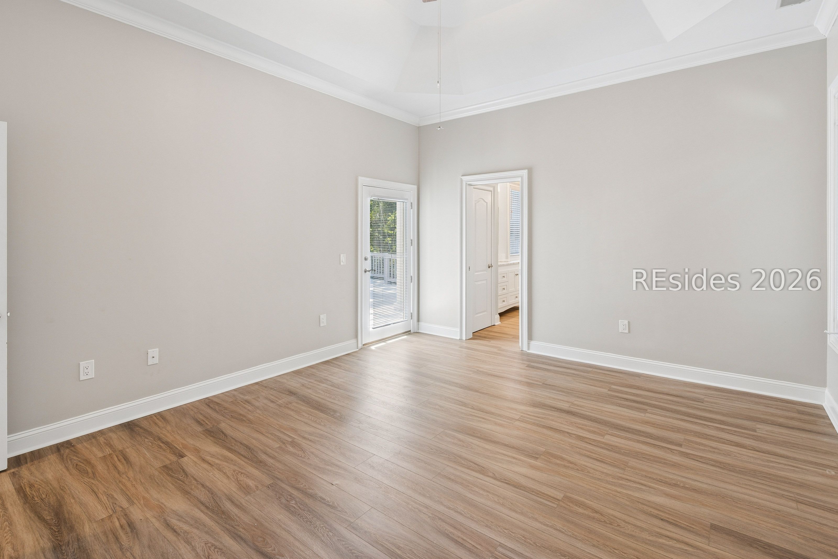 11 Forest Drive