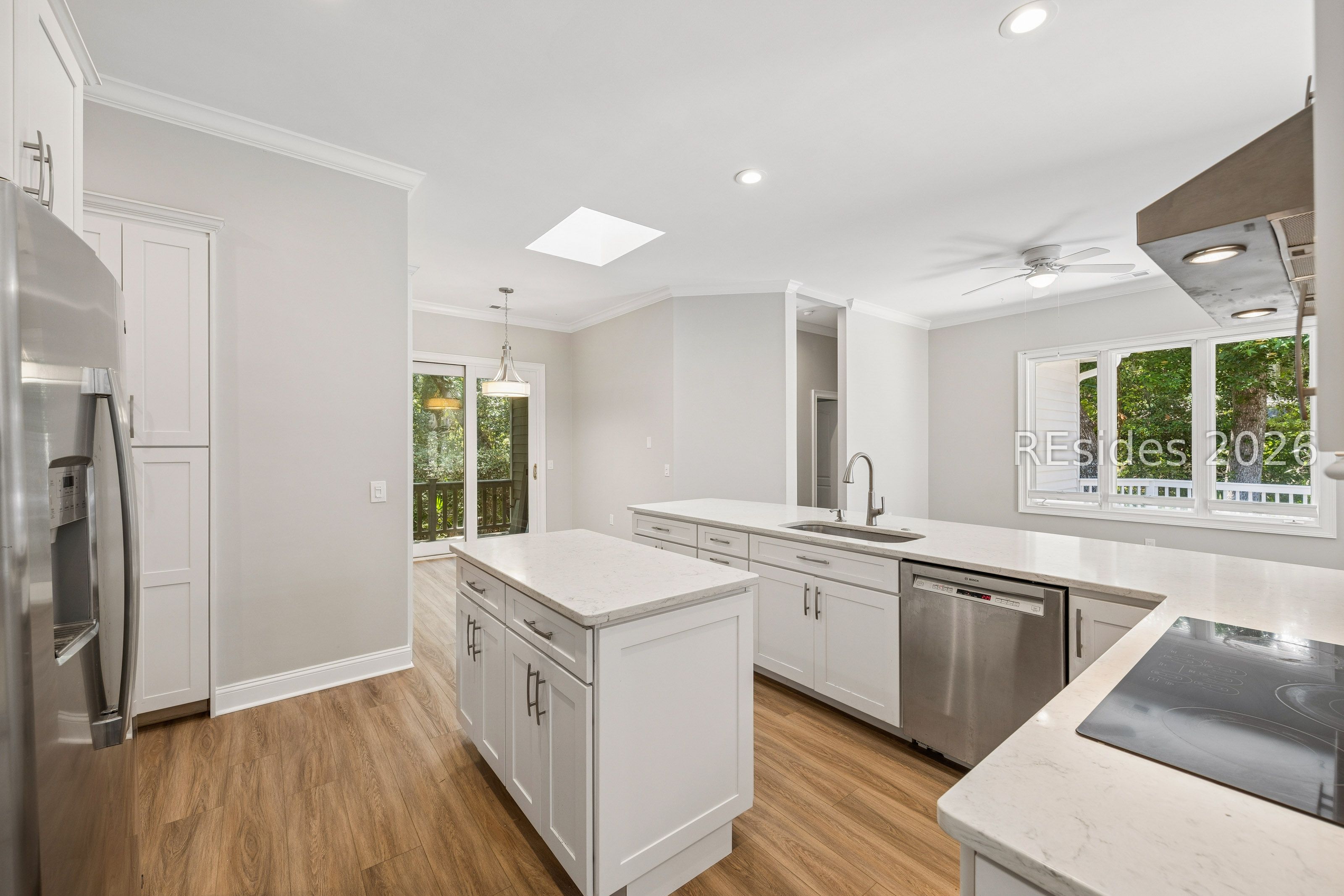 11 Forest Drive