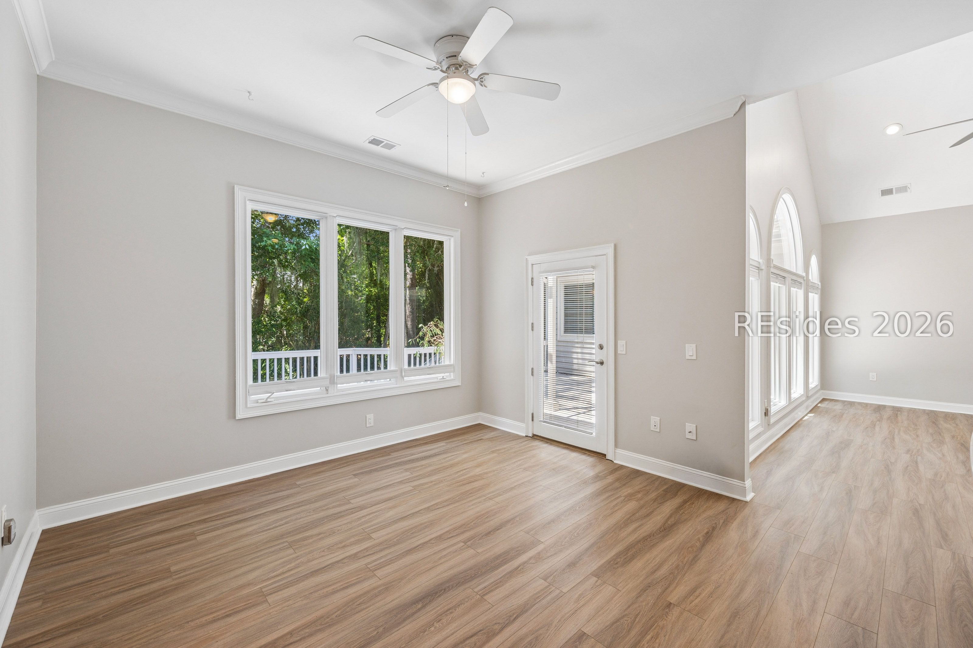 11 Forest Drive