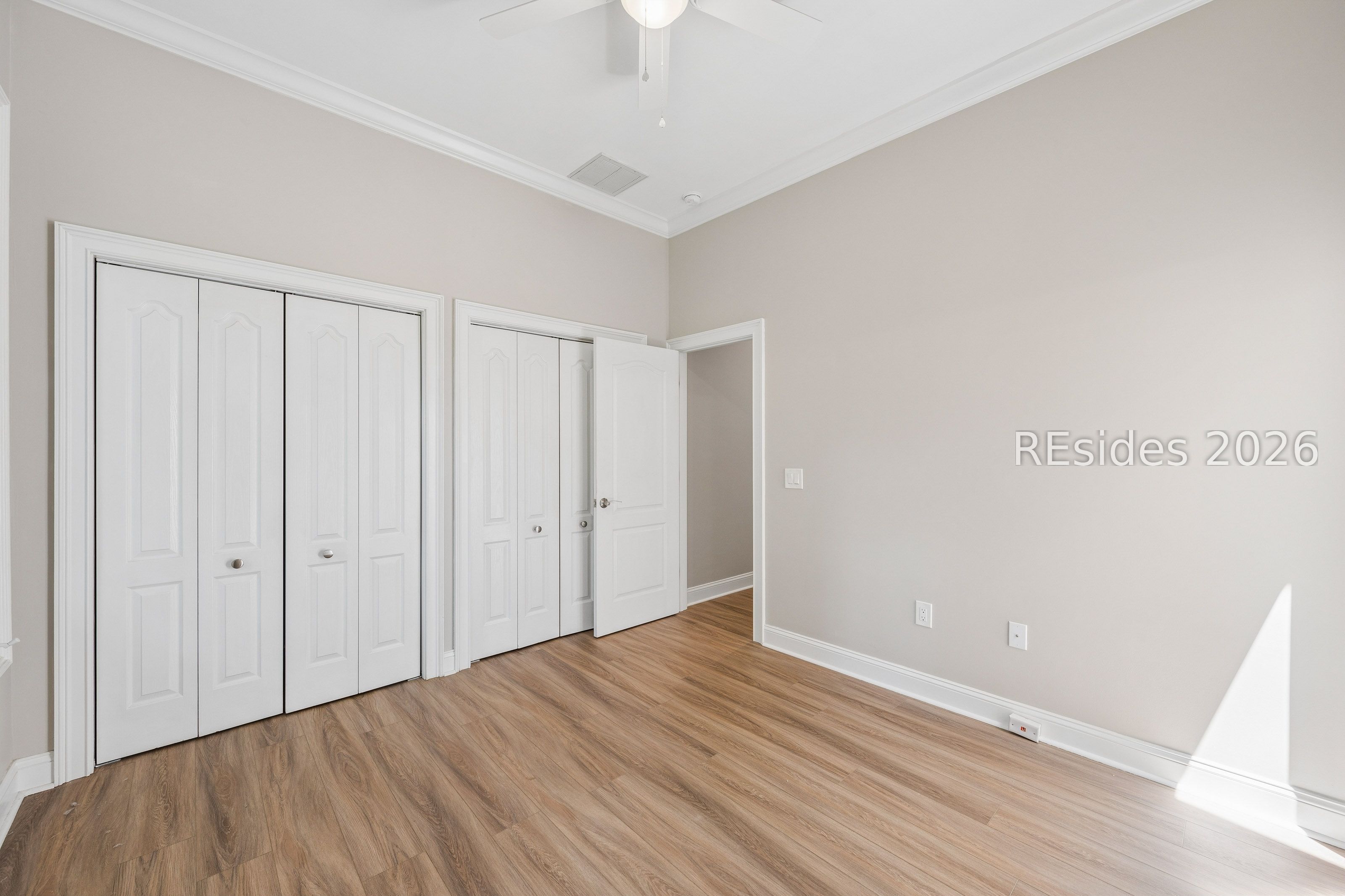 11 Forest Drive