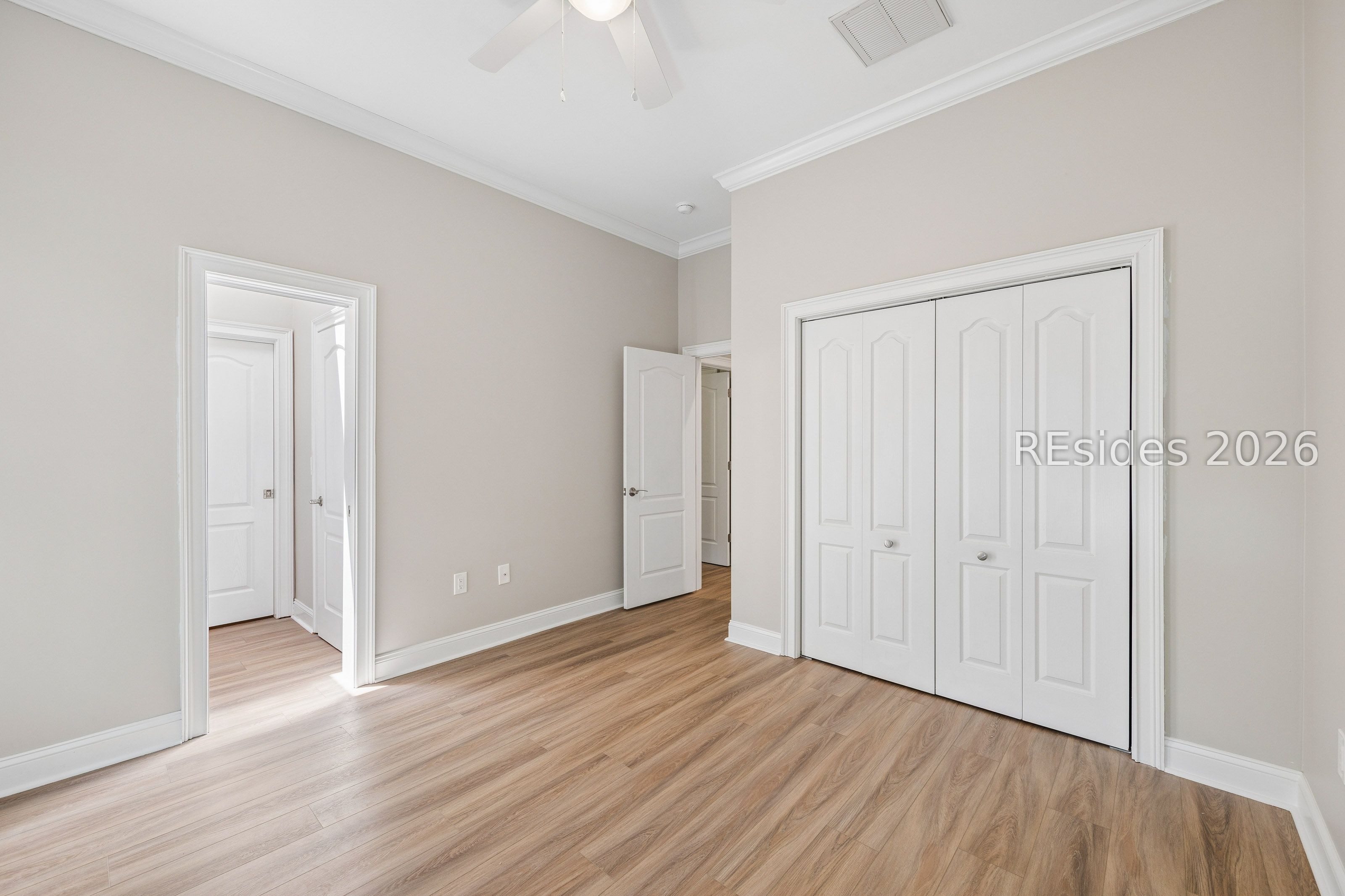 11 Forest Drive