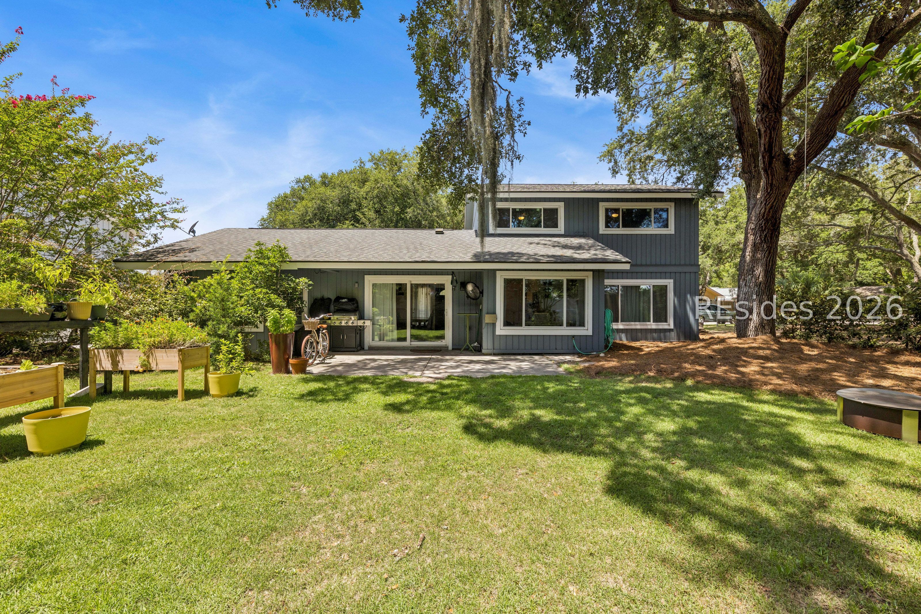 10 Camellia Street