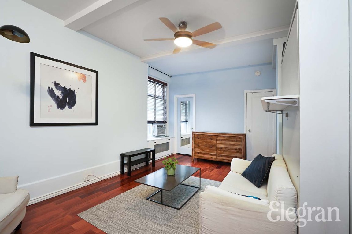 325 W 45th Street 115