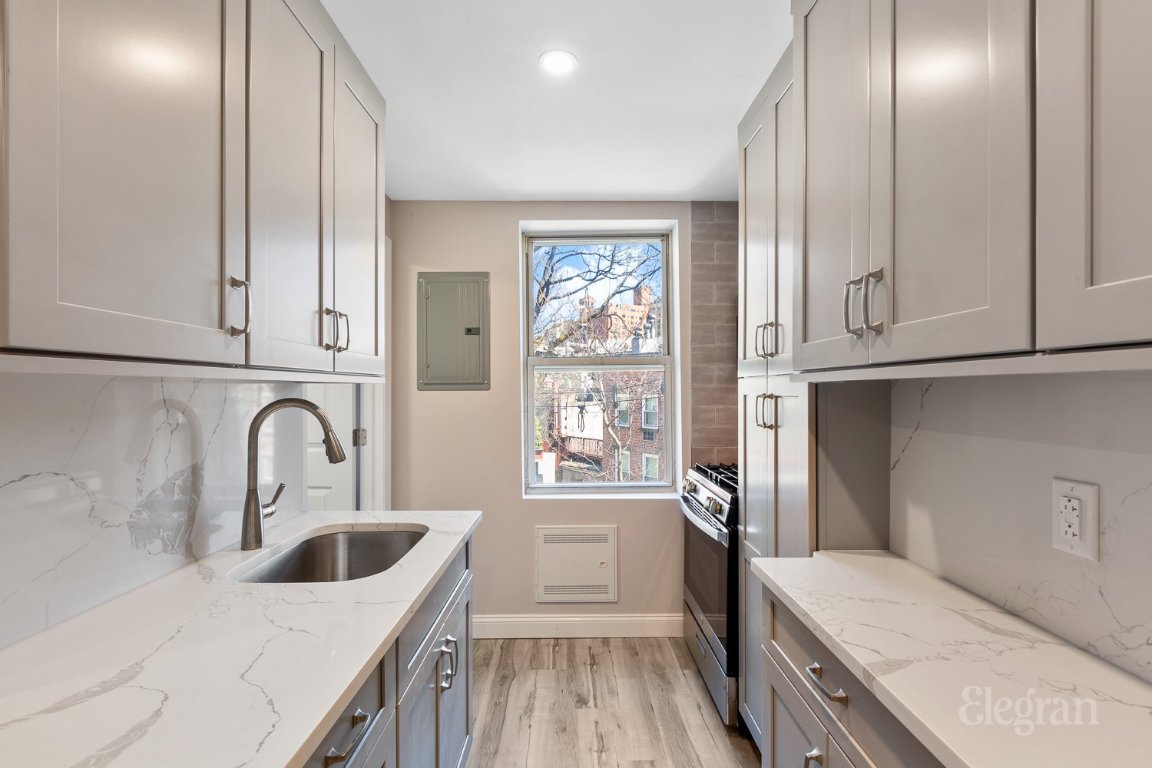 243 Bleecker Street 2