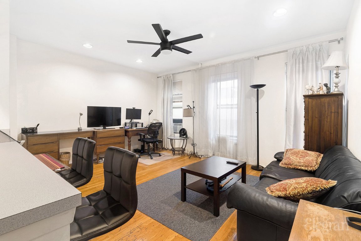 334 E 65th Street 42