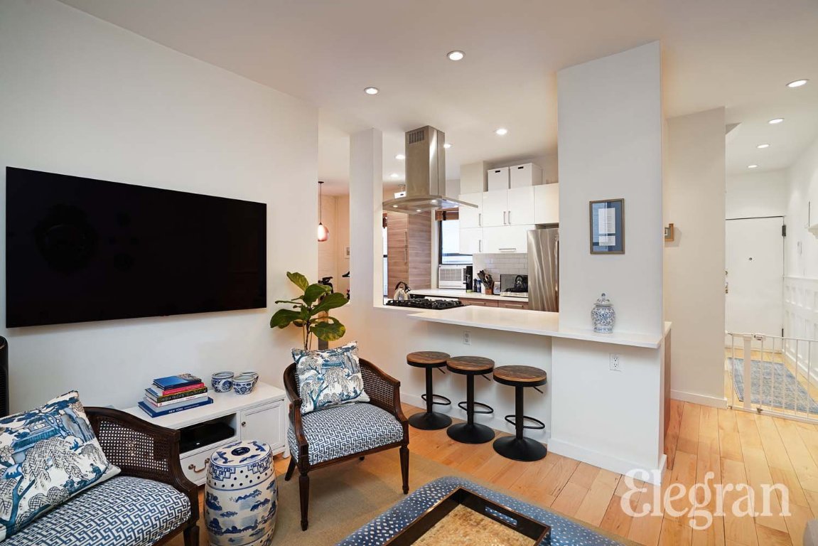 340 W 19th Street 11