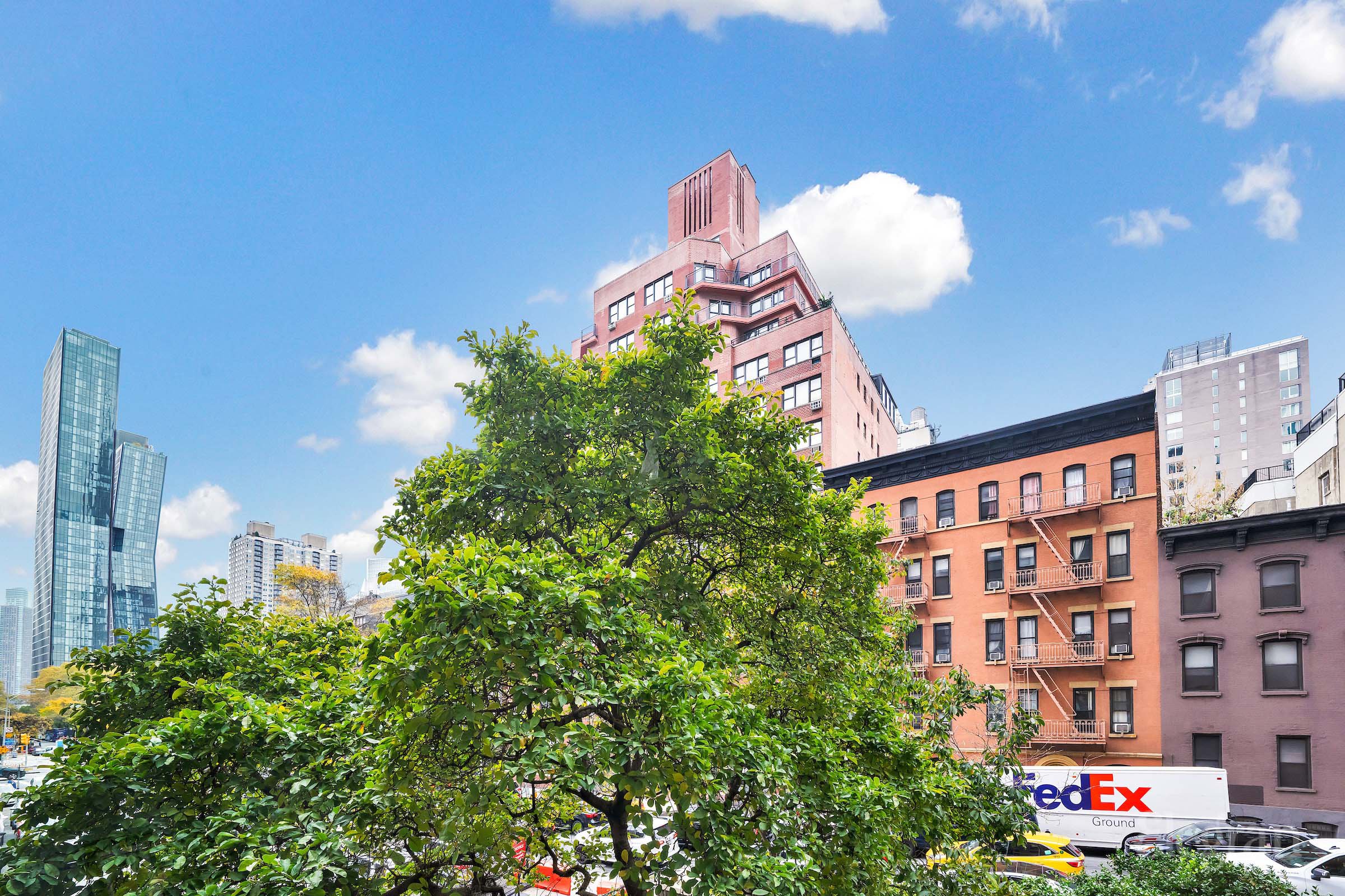 225 E 36th Street 2-H