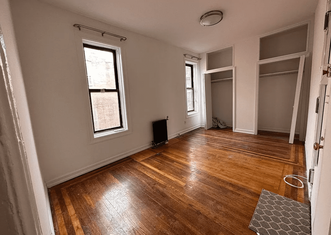 35 E 17th Street 417