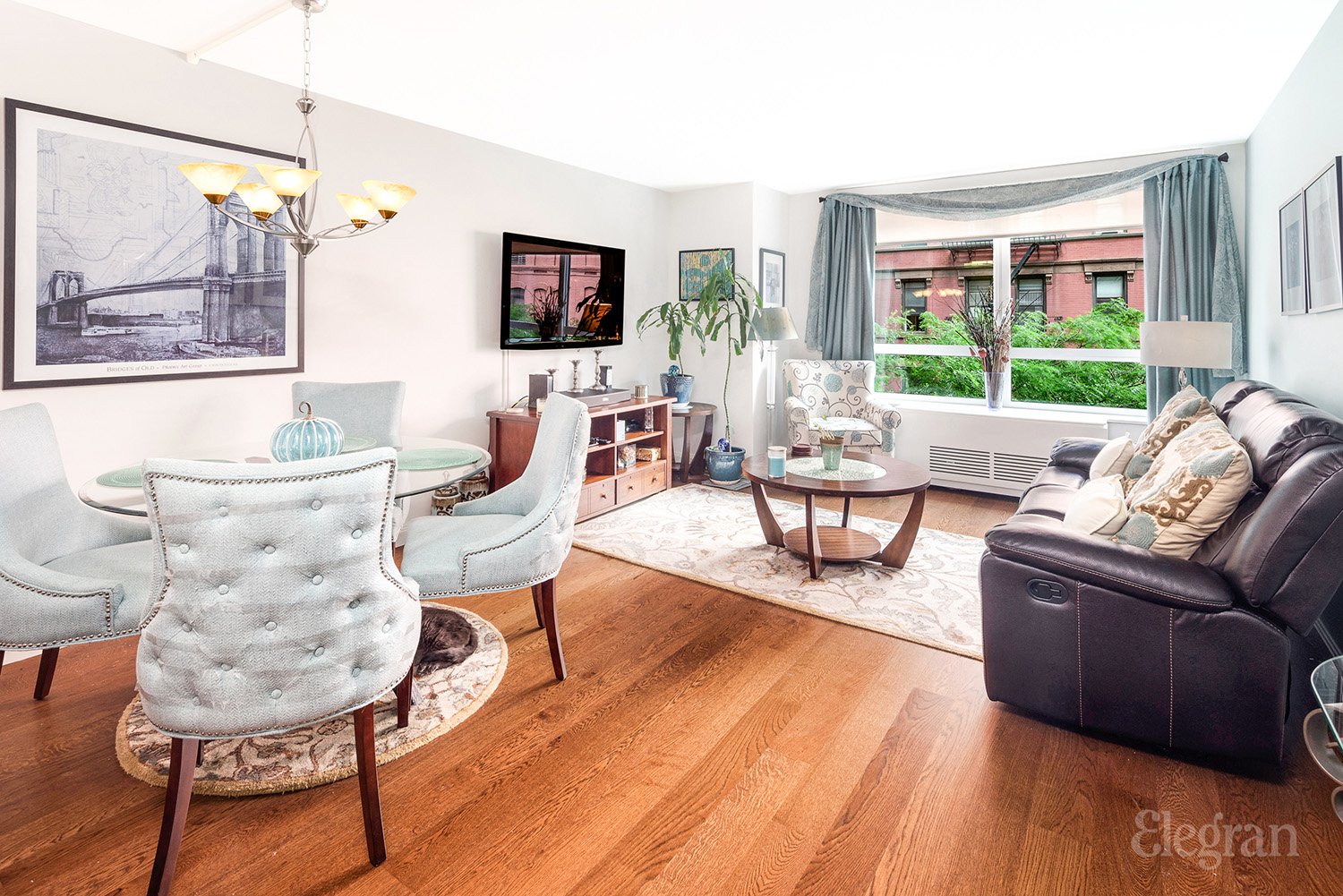 200 E 94th Street 220