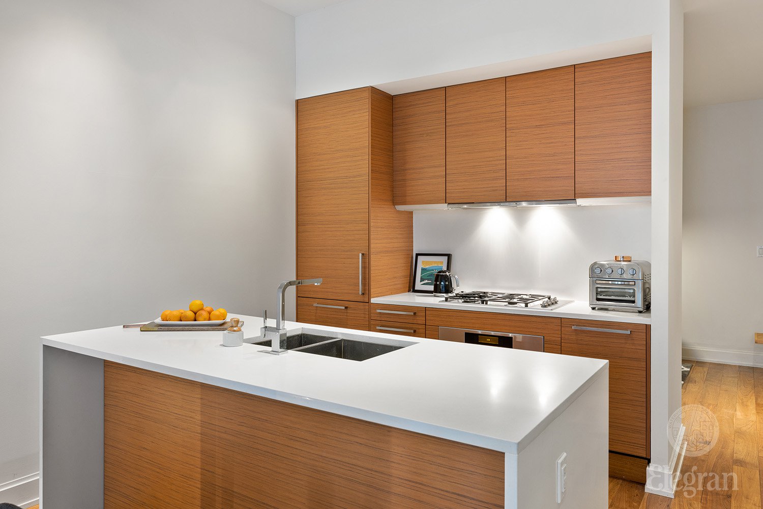 140 W 22nd Street 2-B