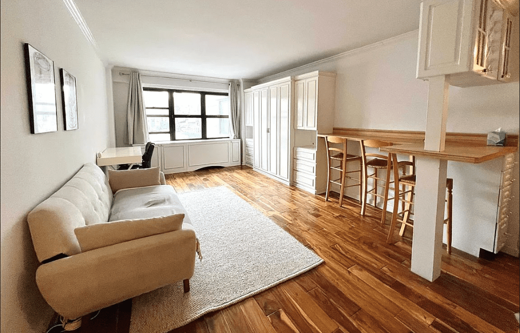 240 E 76th Street 10-W