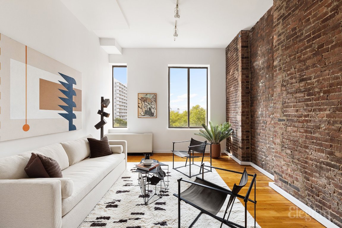 77 Bleecker Street 802