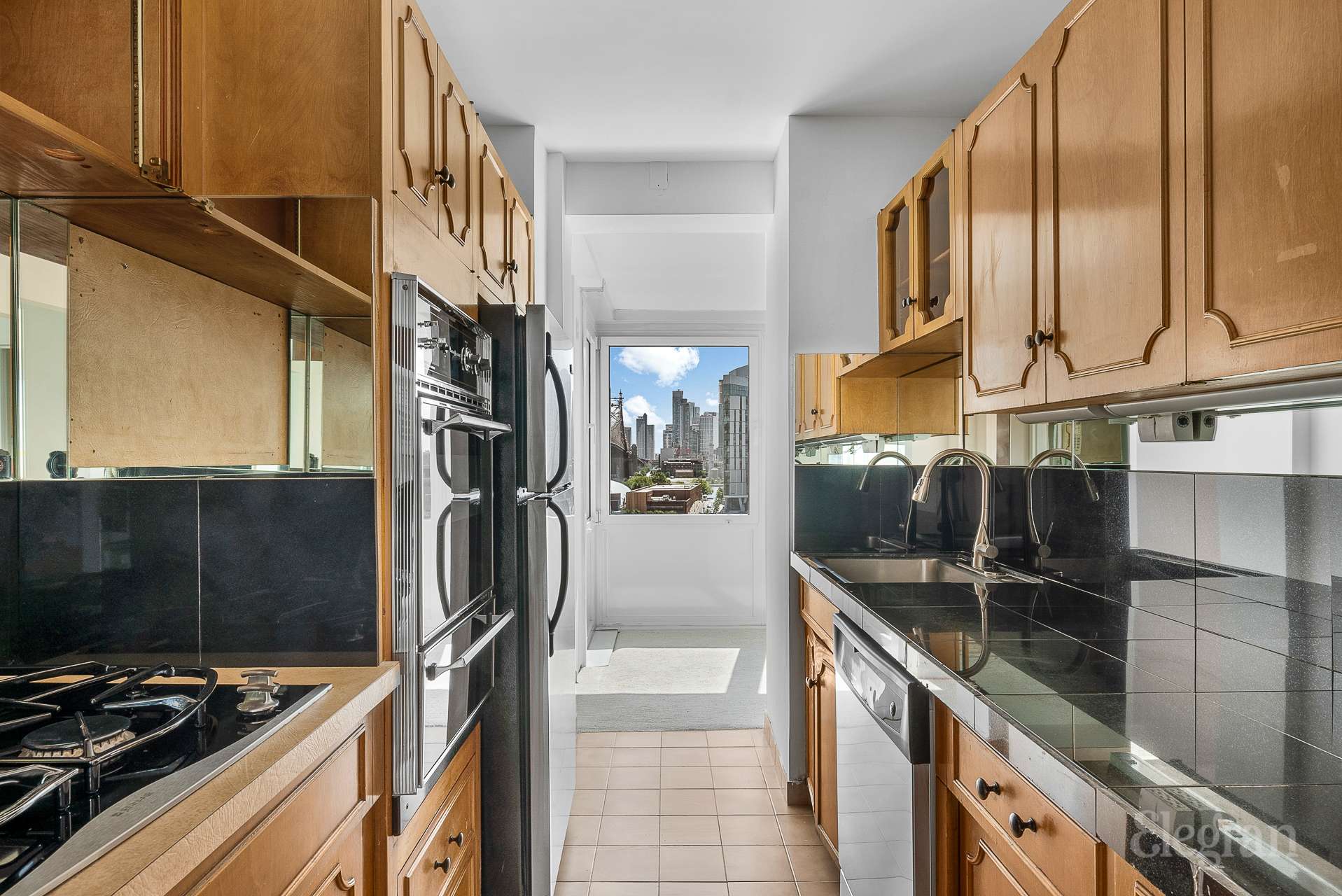 35 Sutton Place 7-B
