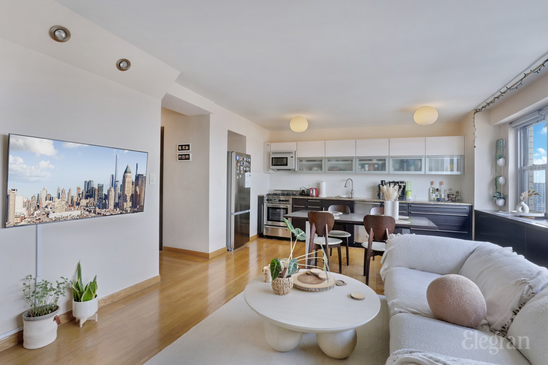 100 W 93rd Street 28-E