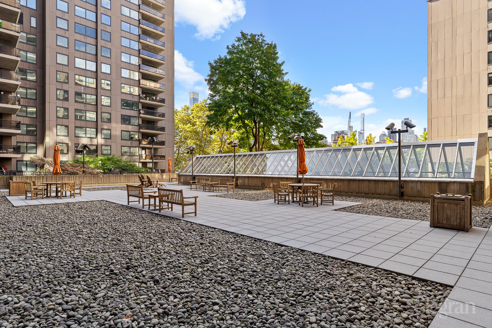 531 Main Street 1507