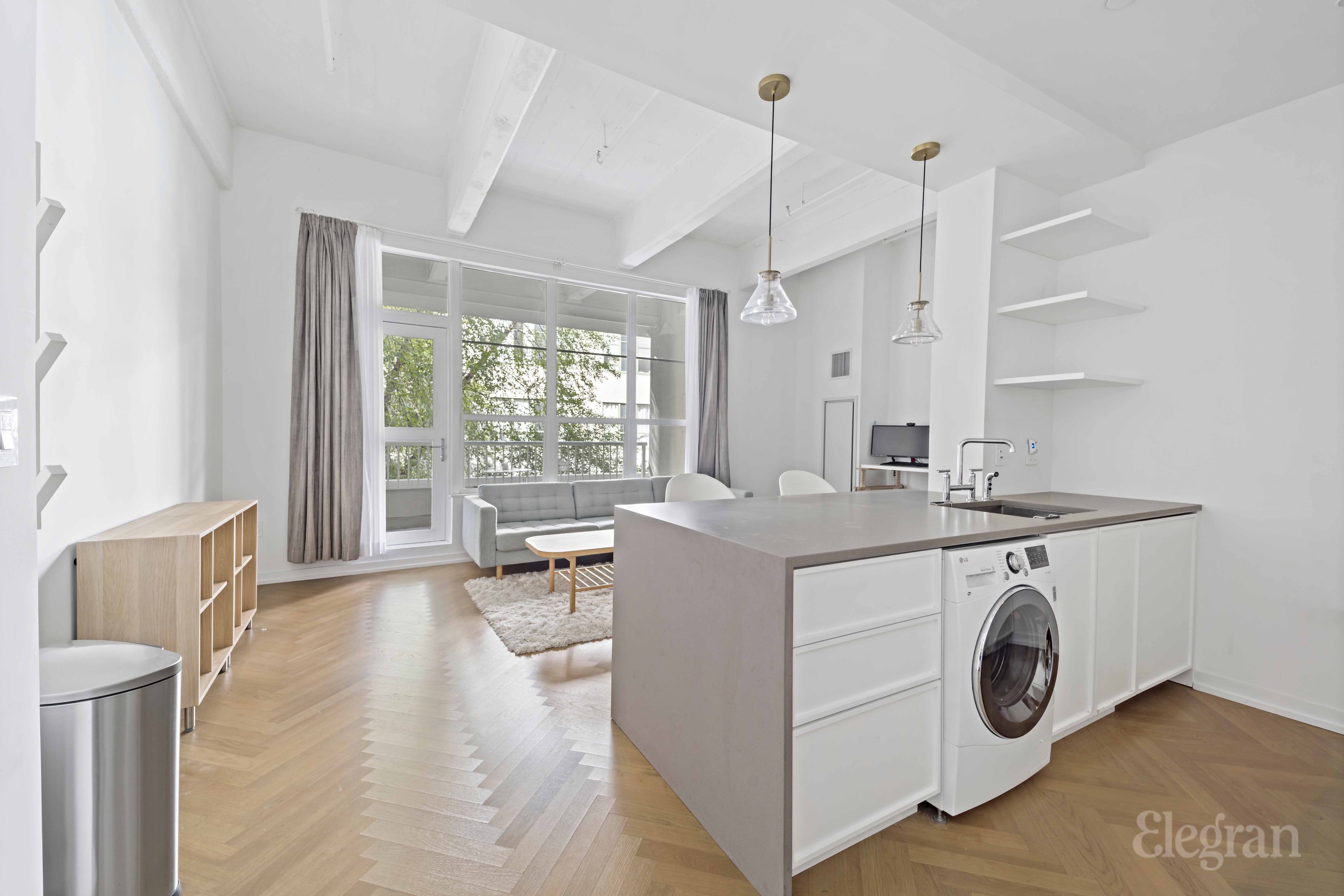 184 Kent Avenue B-408