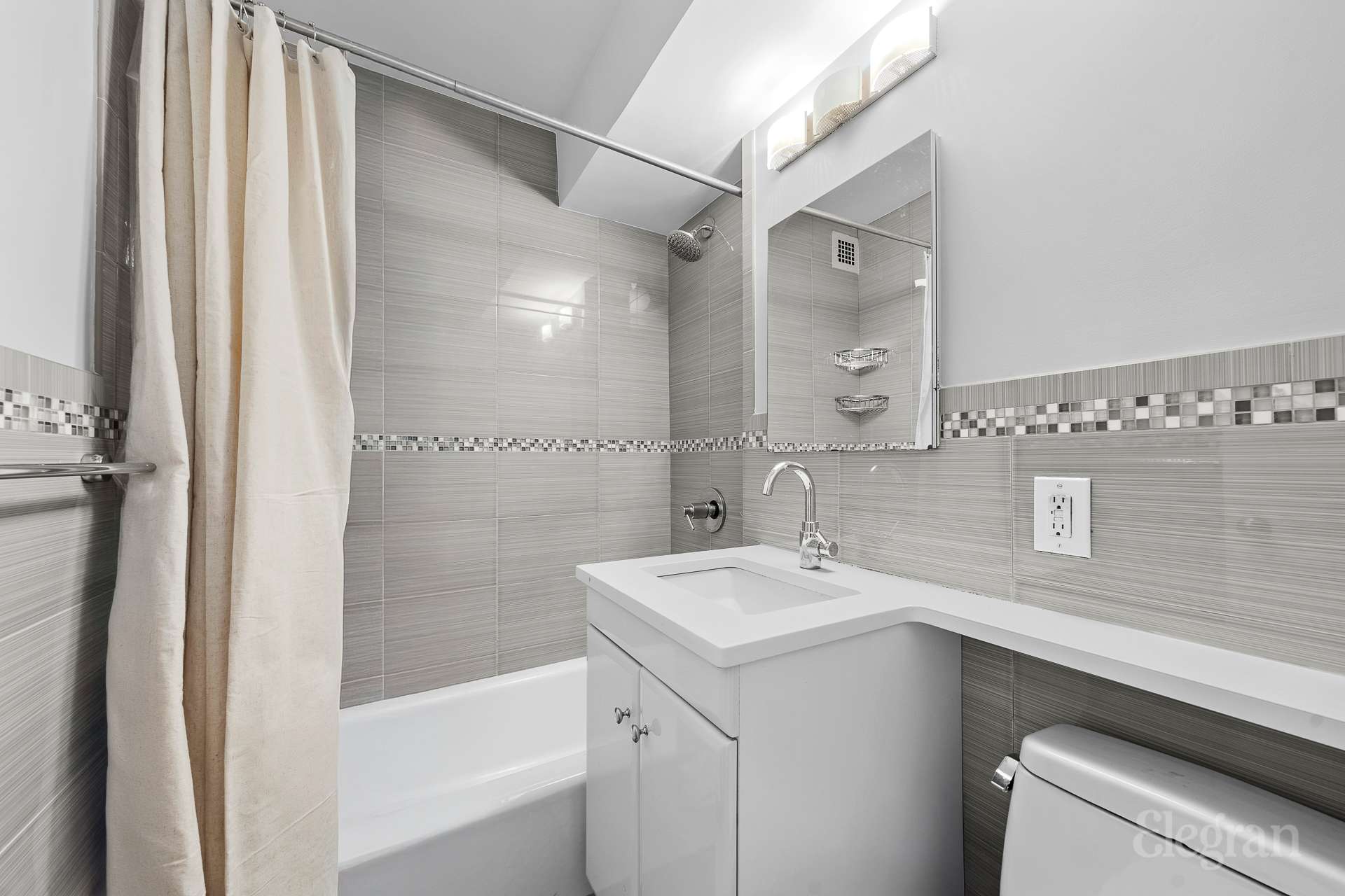 145 E 15th Street 6-J