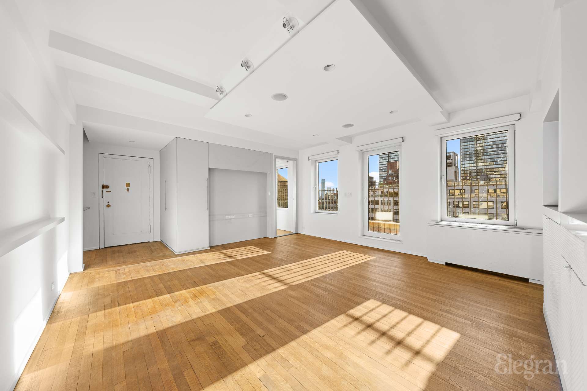 400 E 52nd Street 14-G