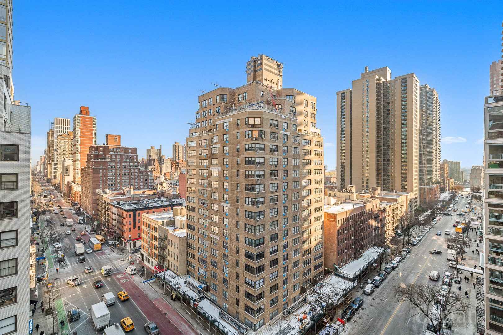 360 E 72nd Street A-1410