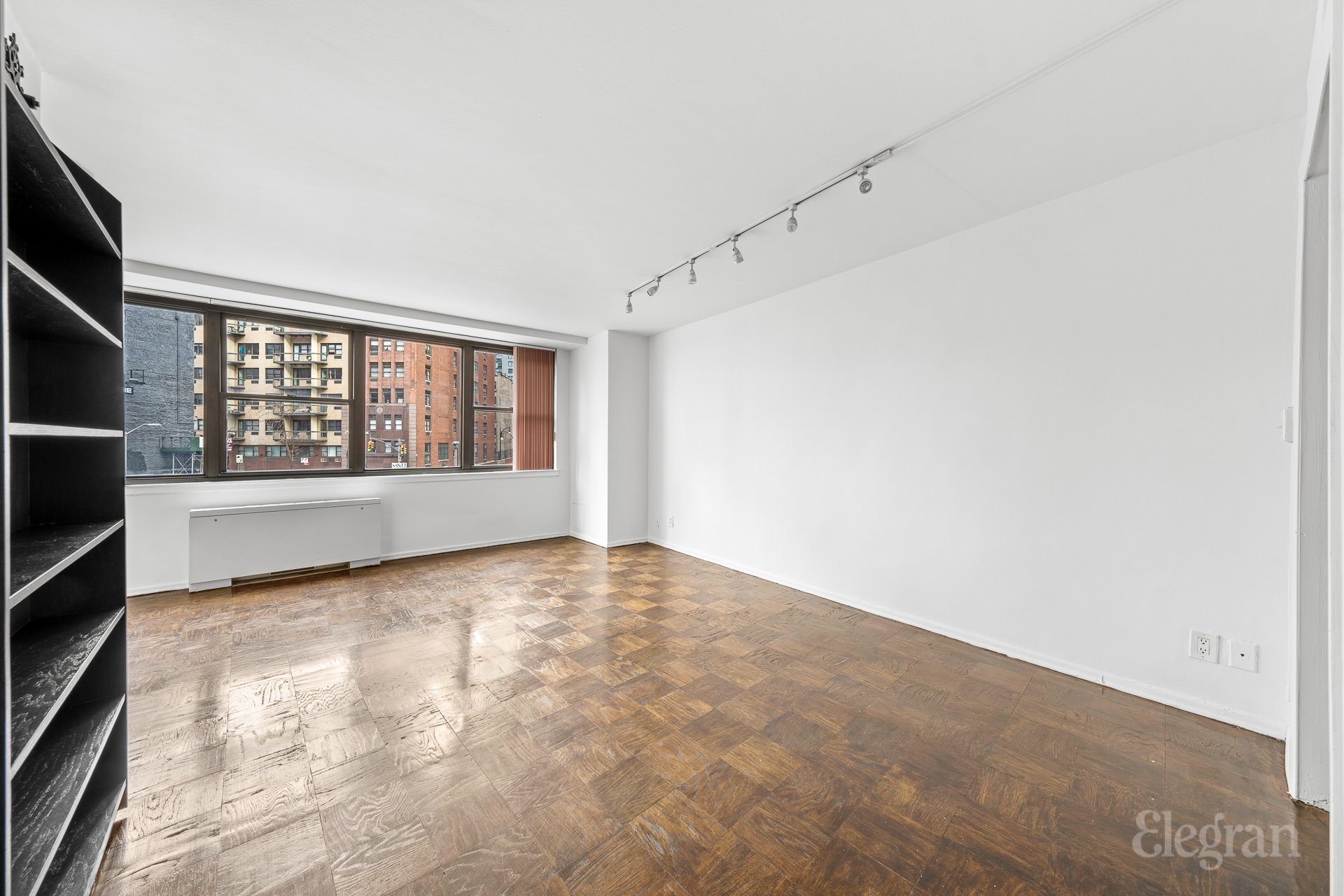 225 E 36th Street 2-P