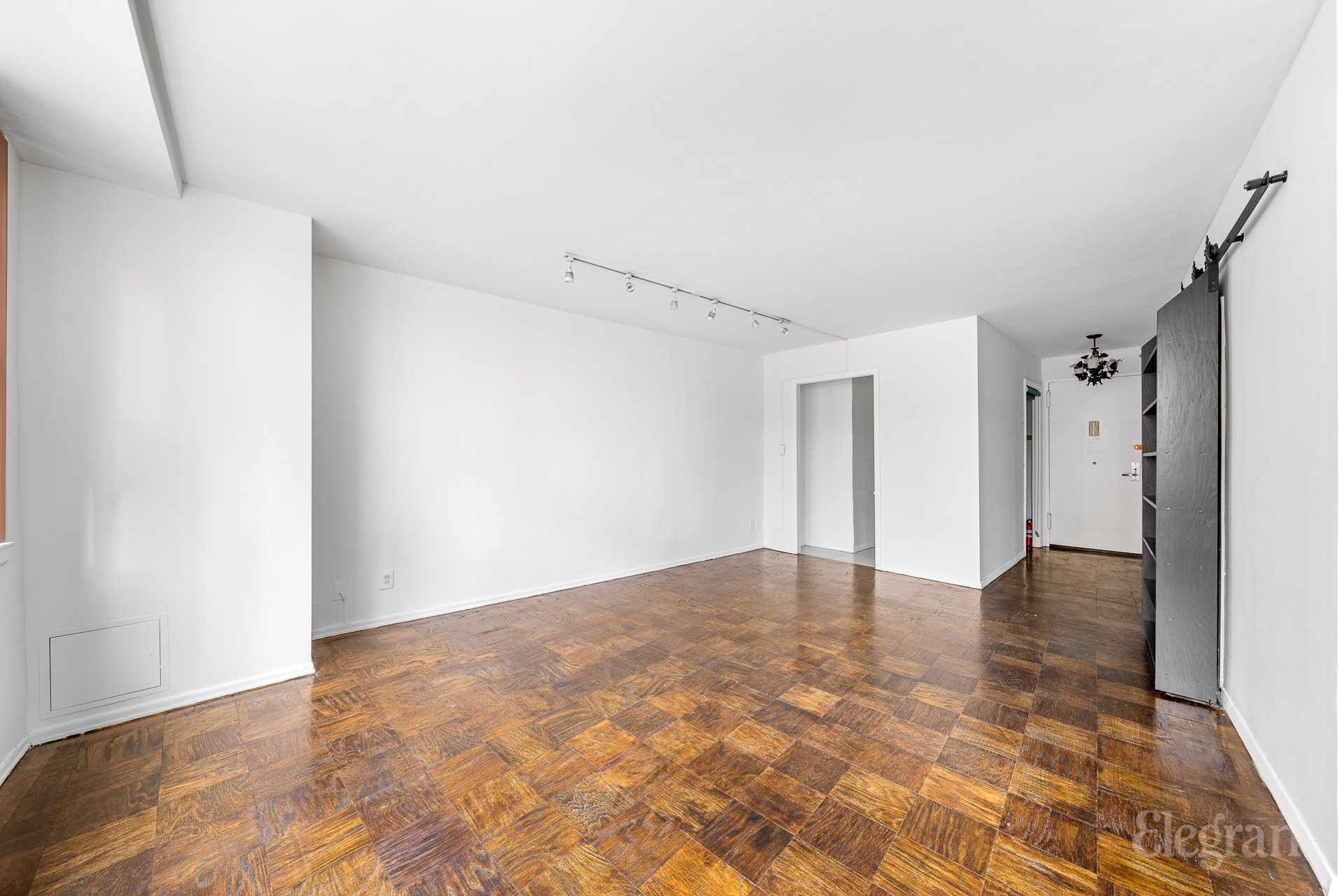 225 E 36th Street 2-P