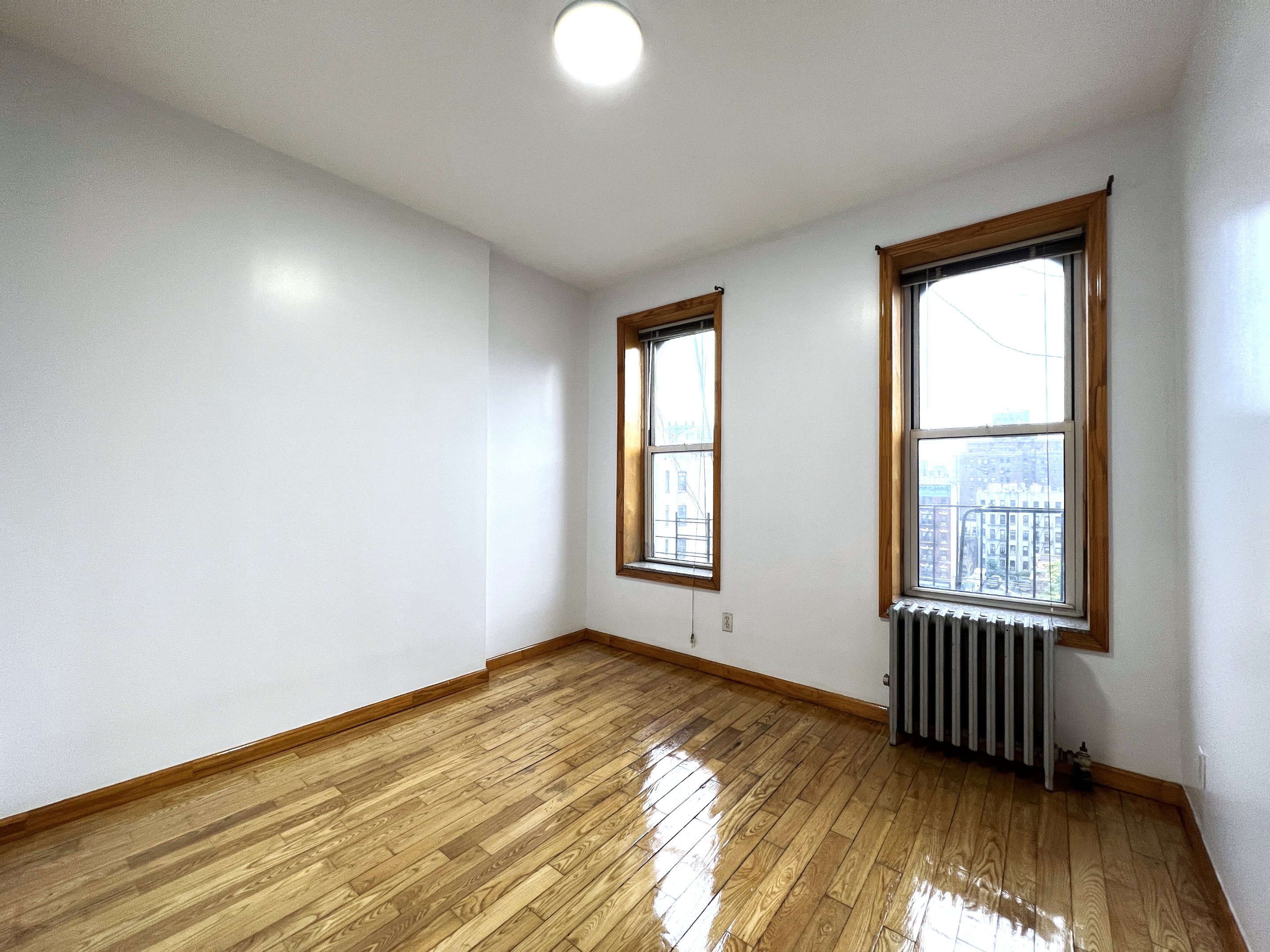 35 Henry Street 3-A