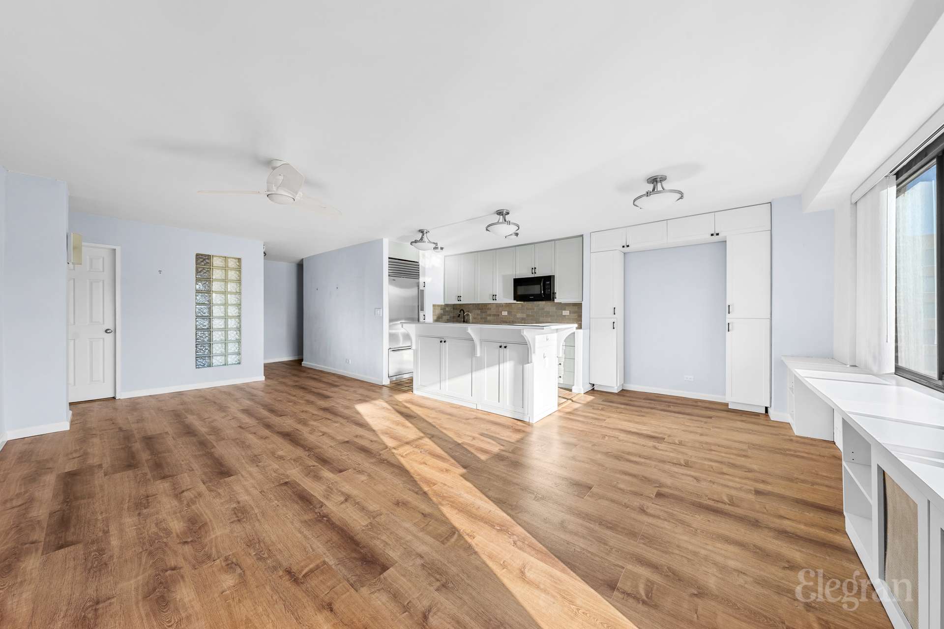 382 Central Park W 18-J