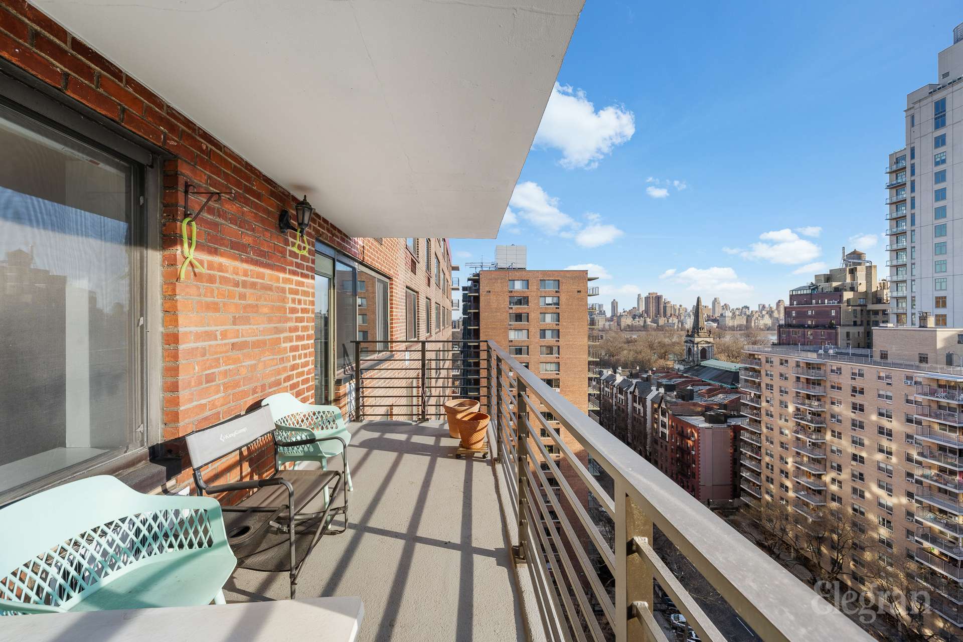 382 Central Park W 18-J