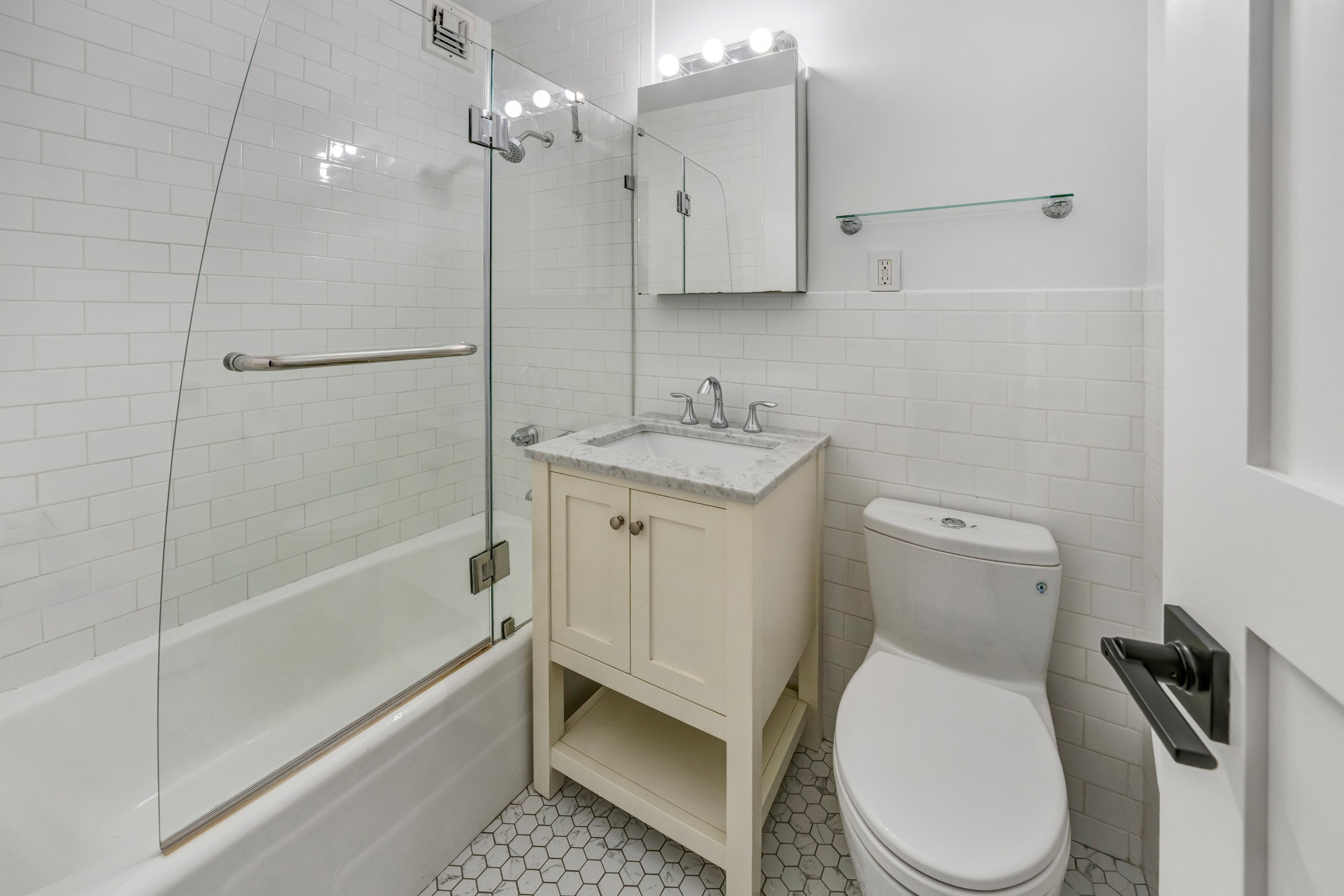 155 E 34th Street 5-S