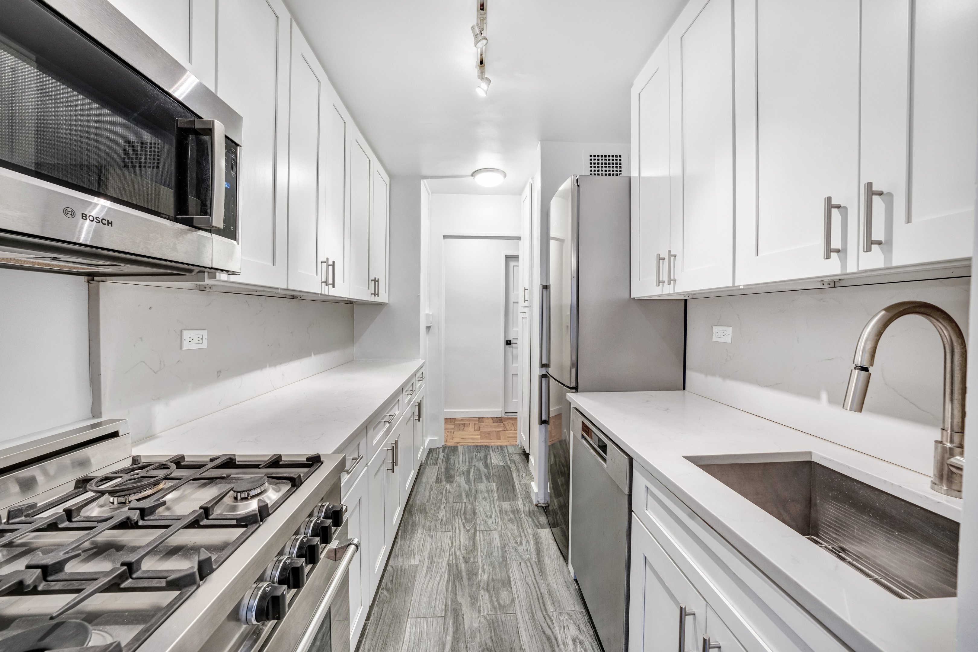 155 E 34th Street 5-S