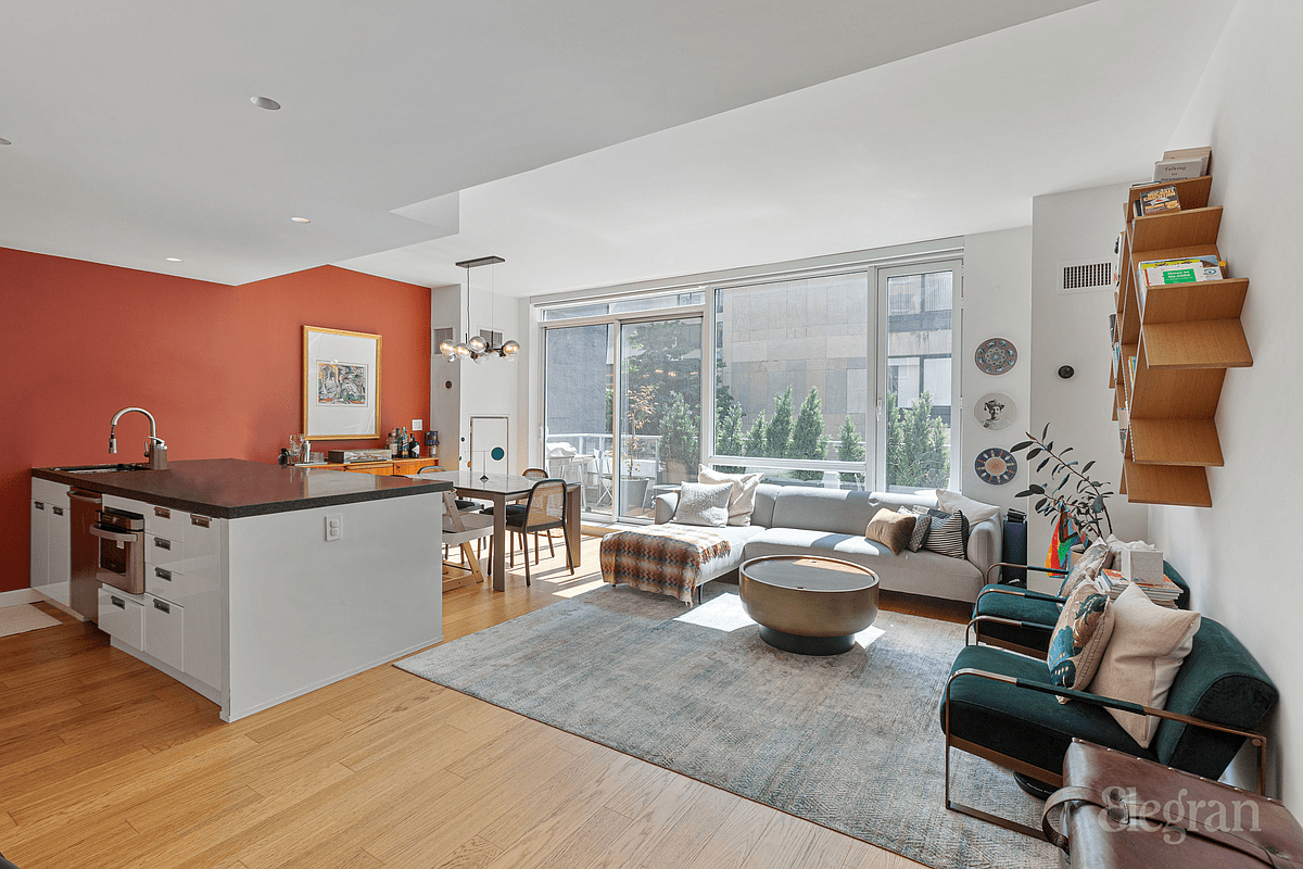 261 W 28th Street 2-E