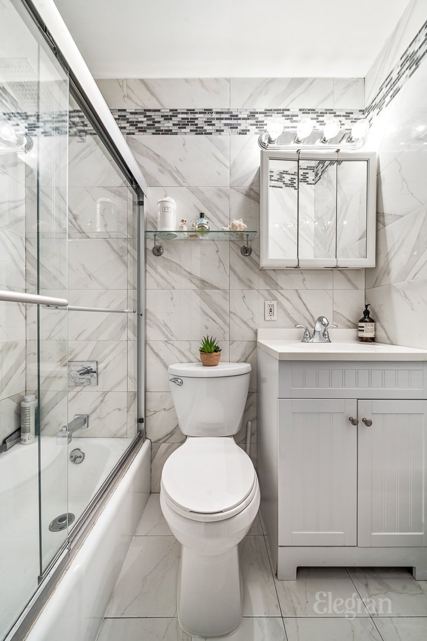 215 E 24th Street 319