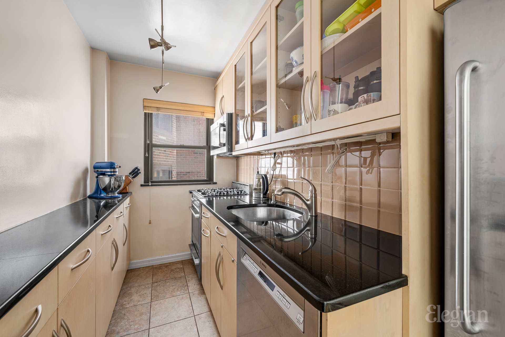 205 E 77th Street 8-G