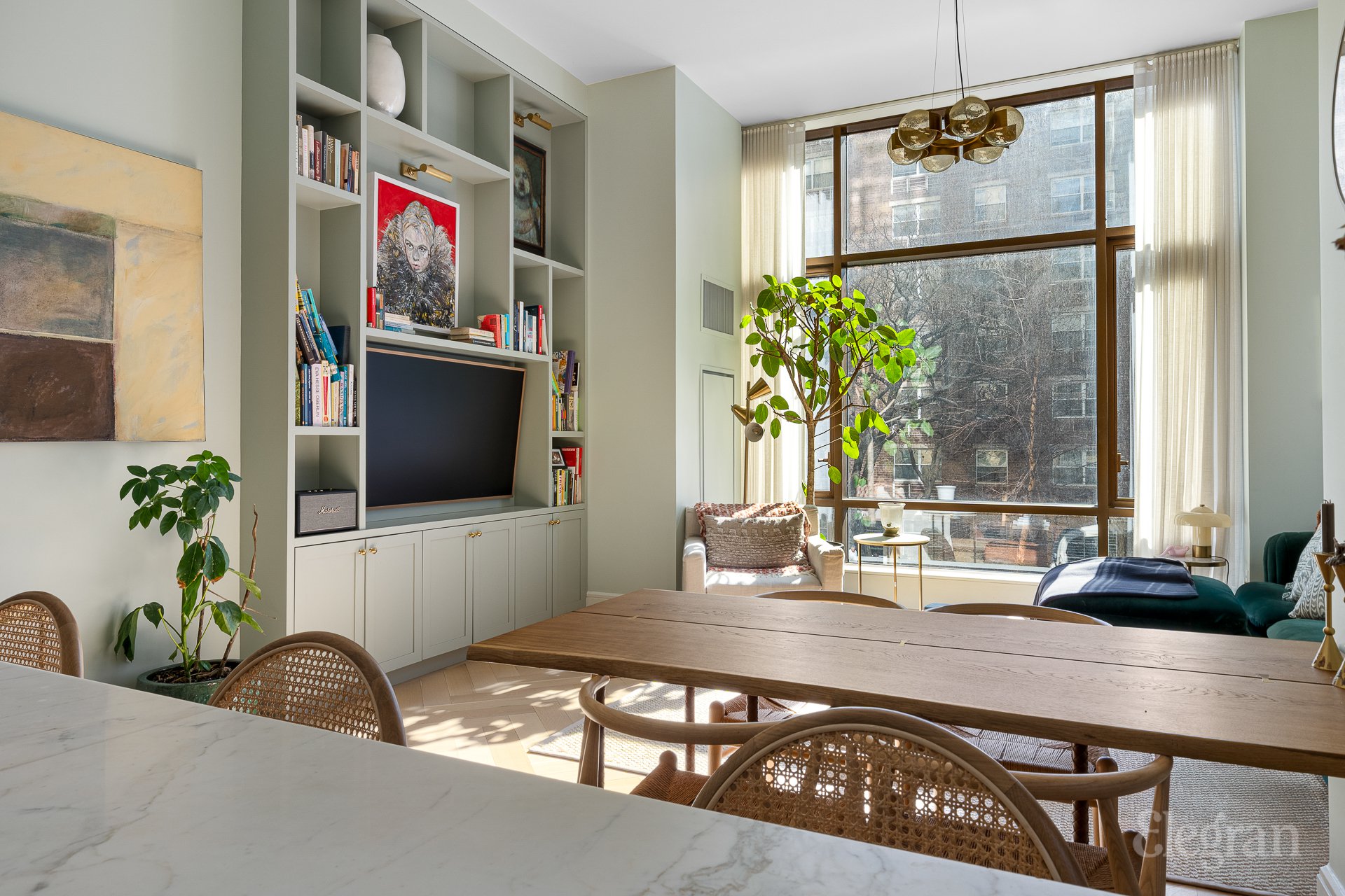 215 E 19th Street 2-B