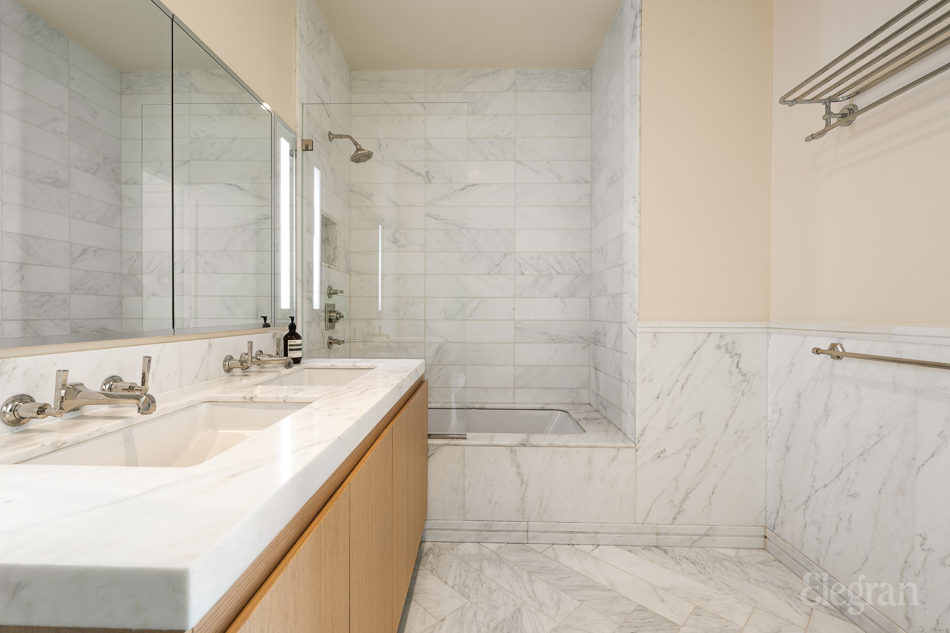 215 E 19th Street 2-B