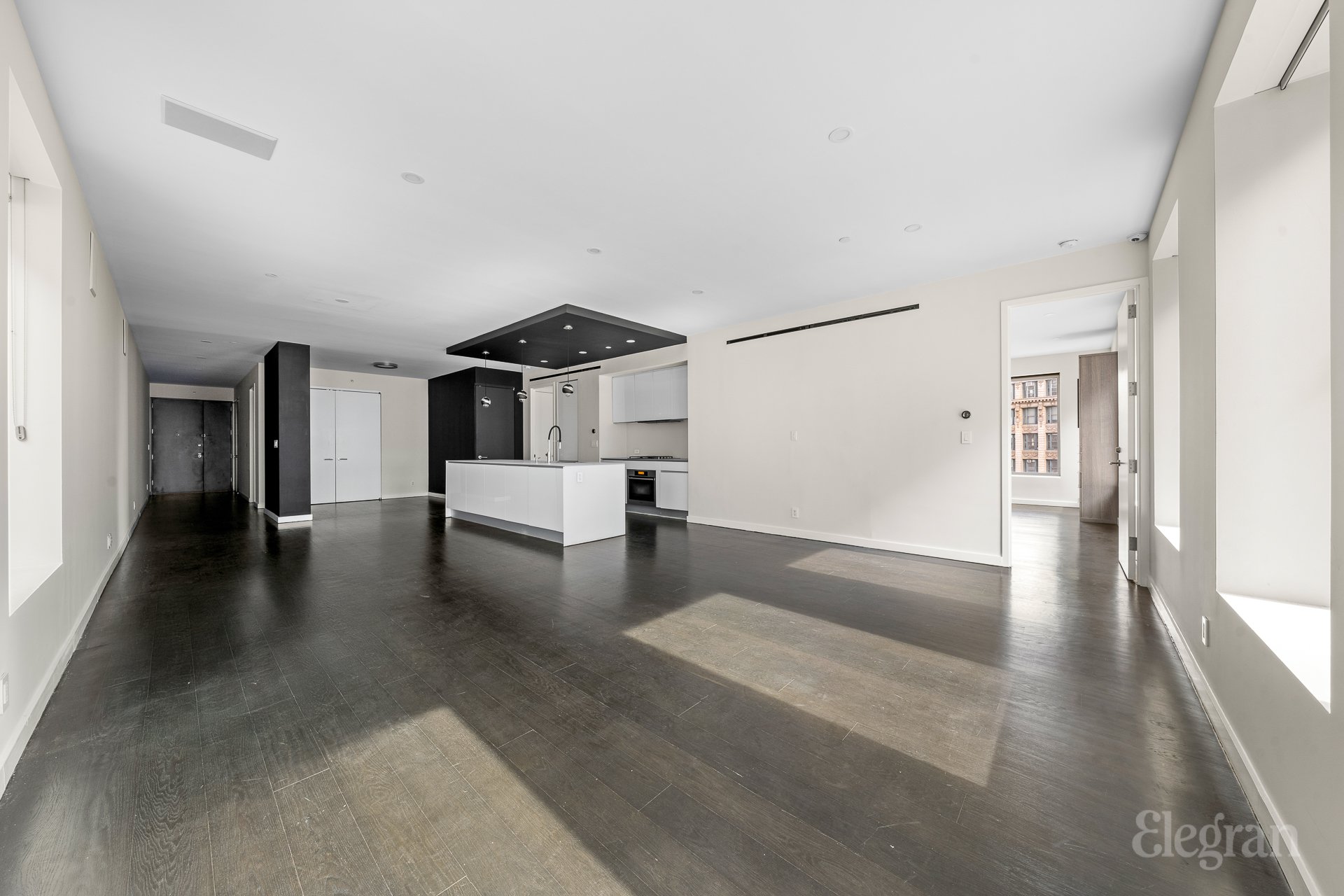 1 York Street 4-F