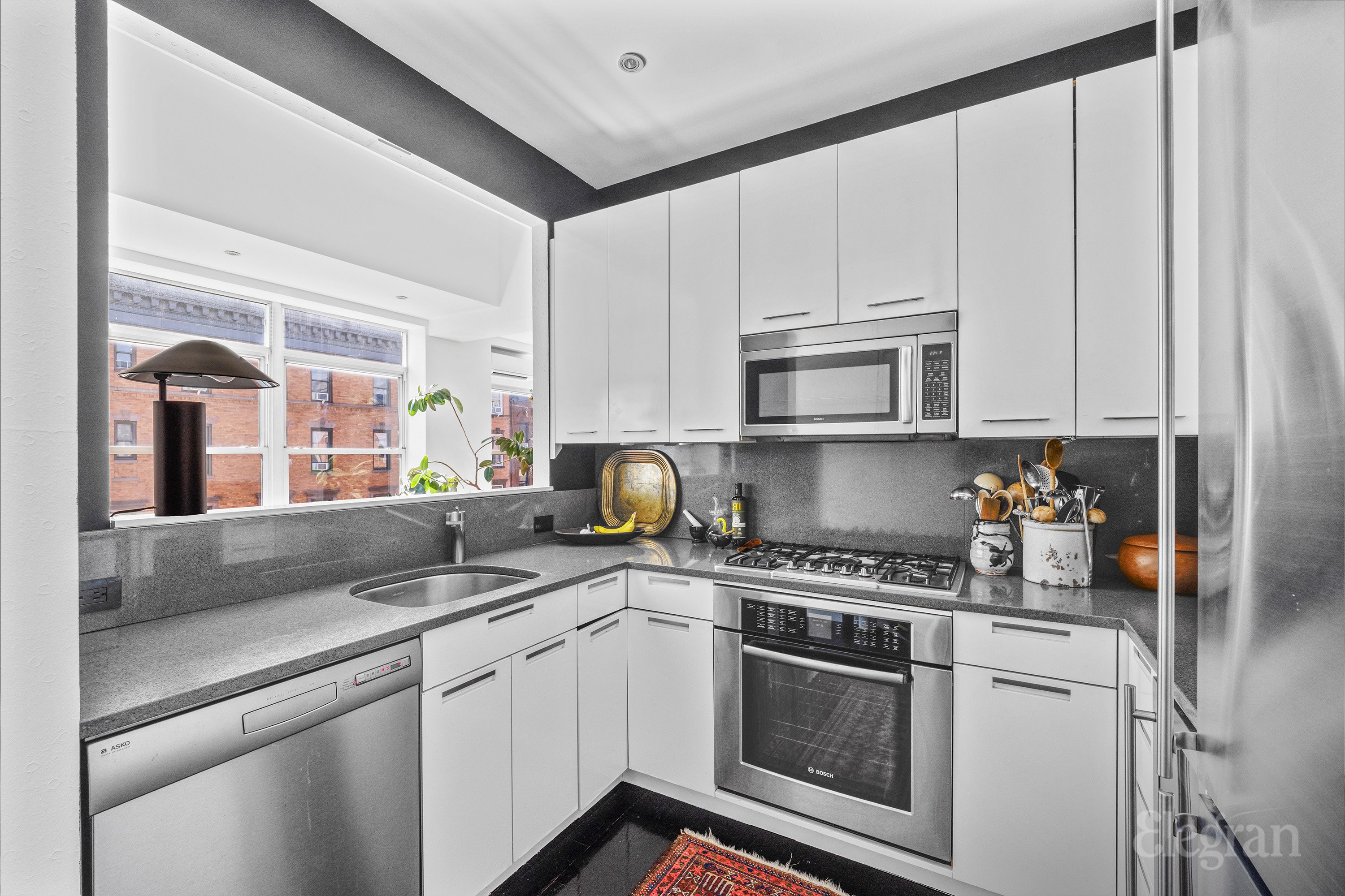 133 2nd Avenue 9