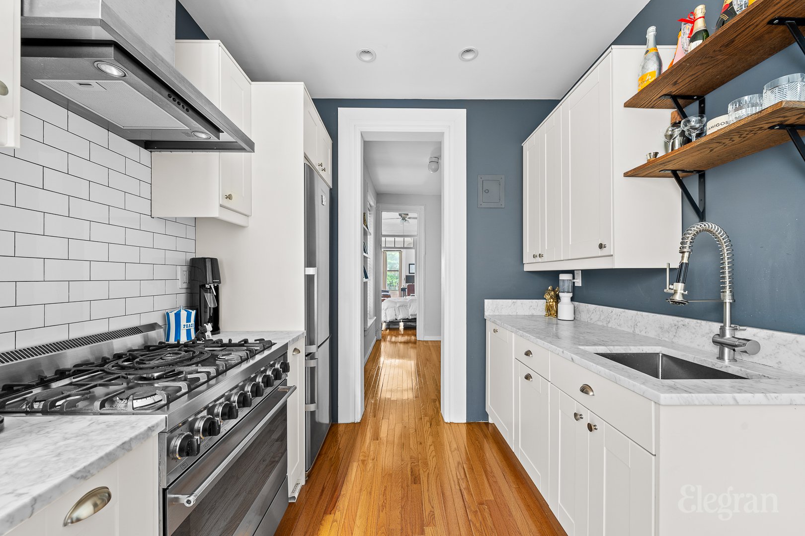 516 E 82nd Street 4-W