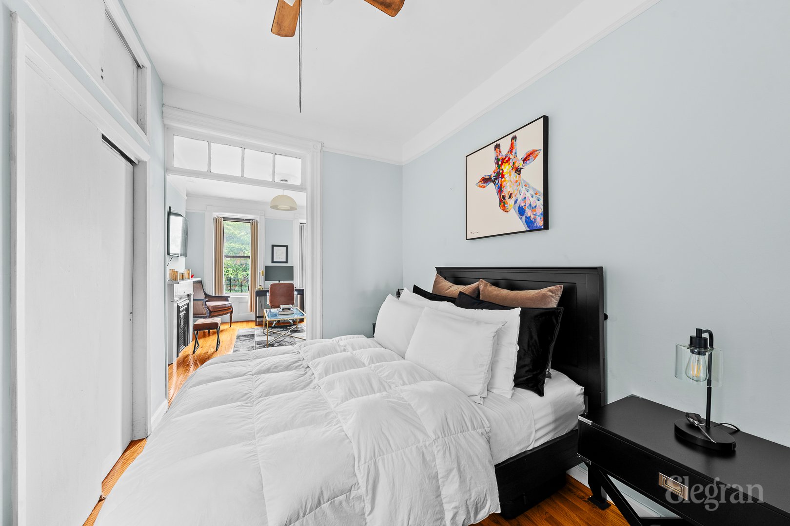 516 E 82nd Street 4-W