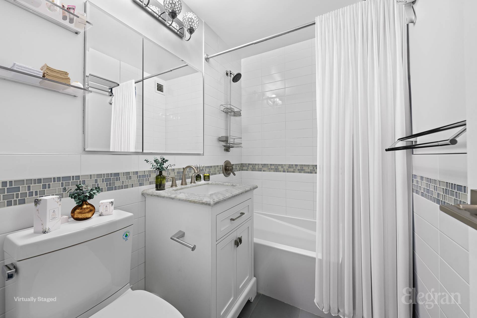 201 E 17th Street 4D