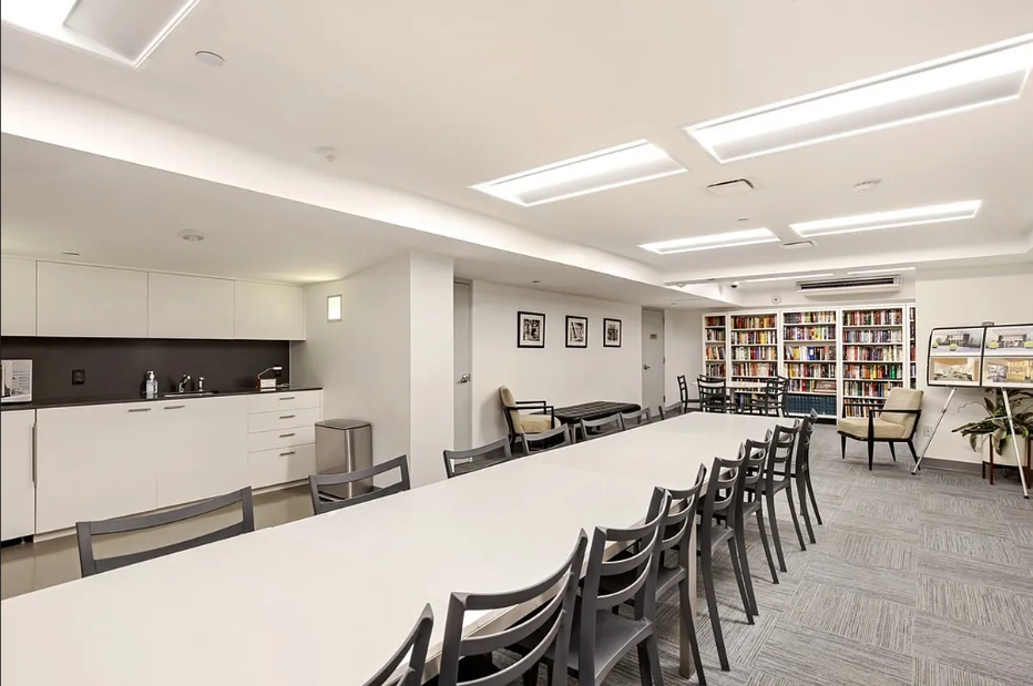 200 E 74th Street 2G